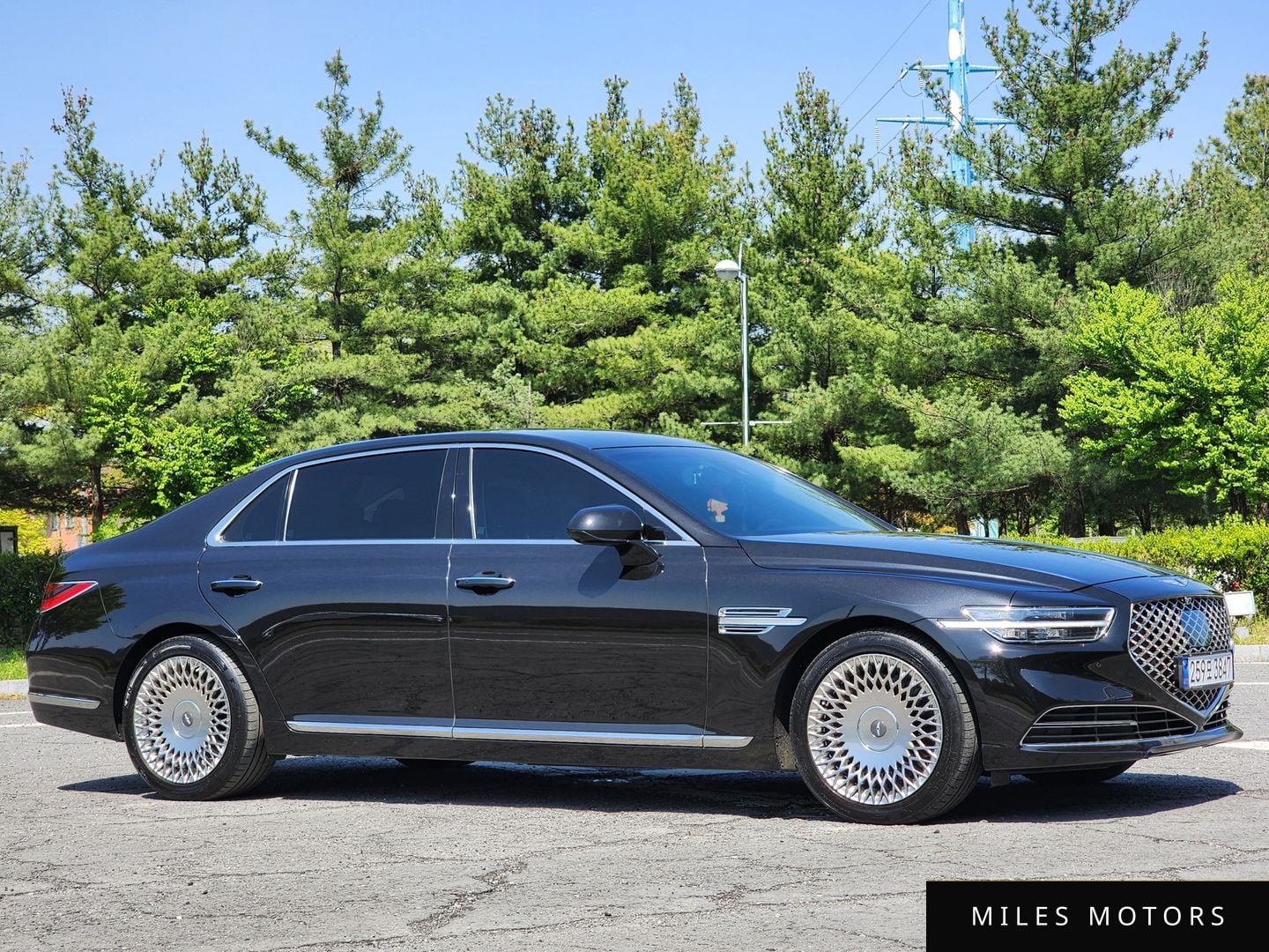 Genesis G90 2019 — миниатюра 6