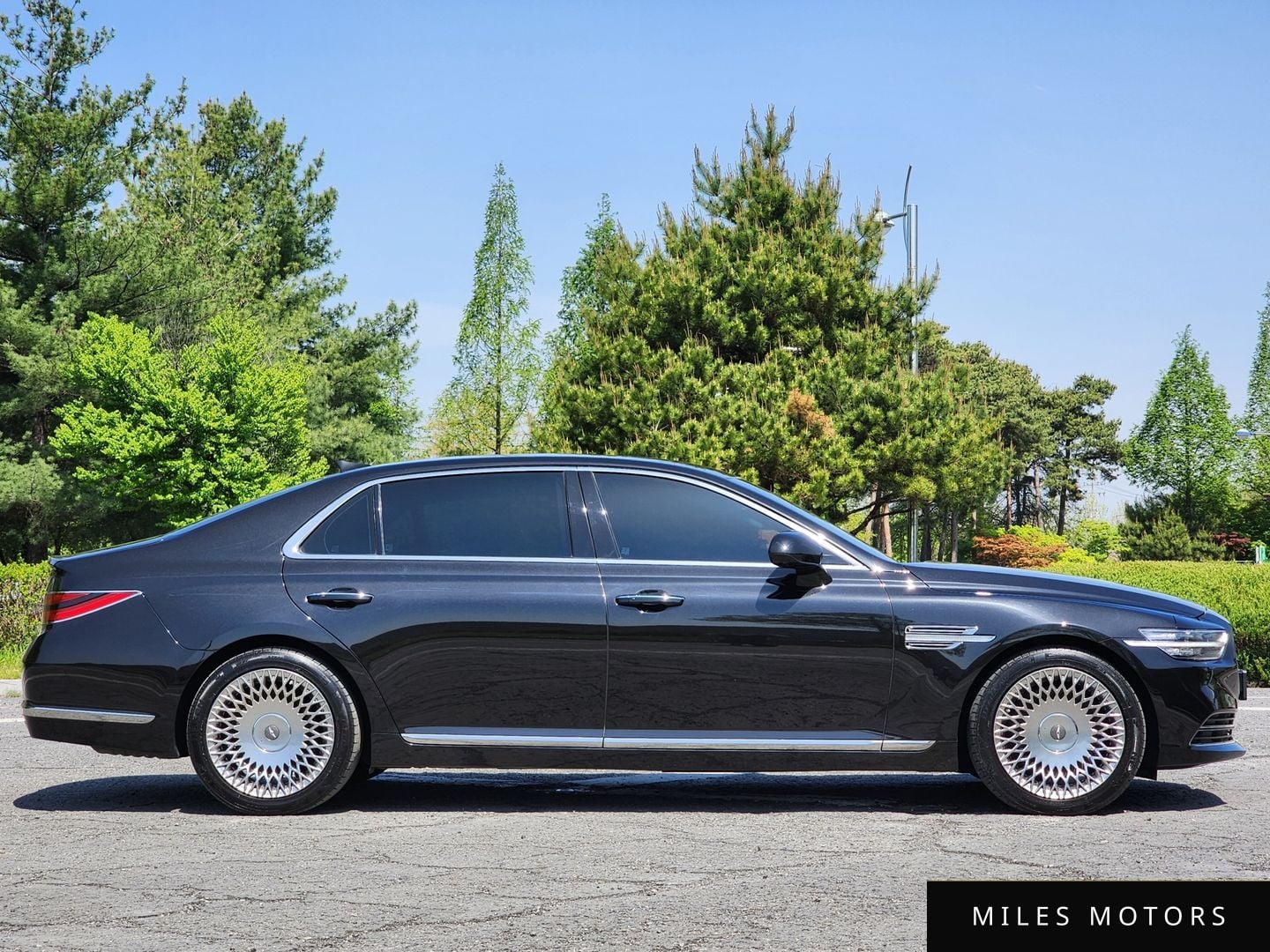 Genesis G90 2019 — миниатюра 7
