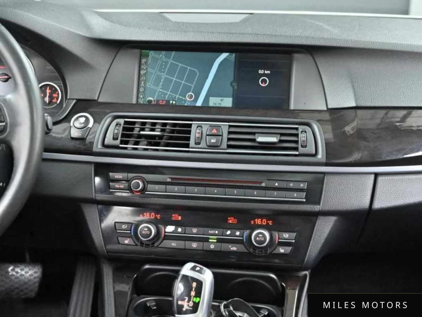 BMW 5시리즈 (F10) 2012 — миниатюра 14