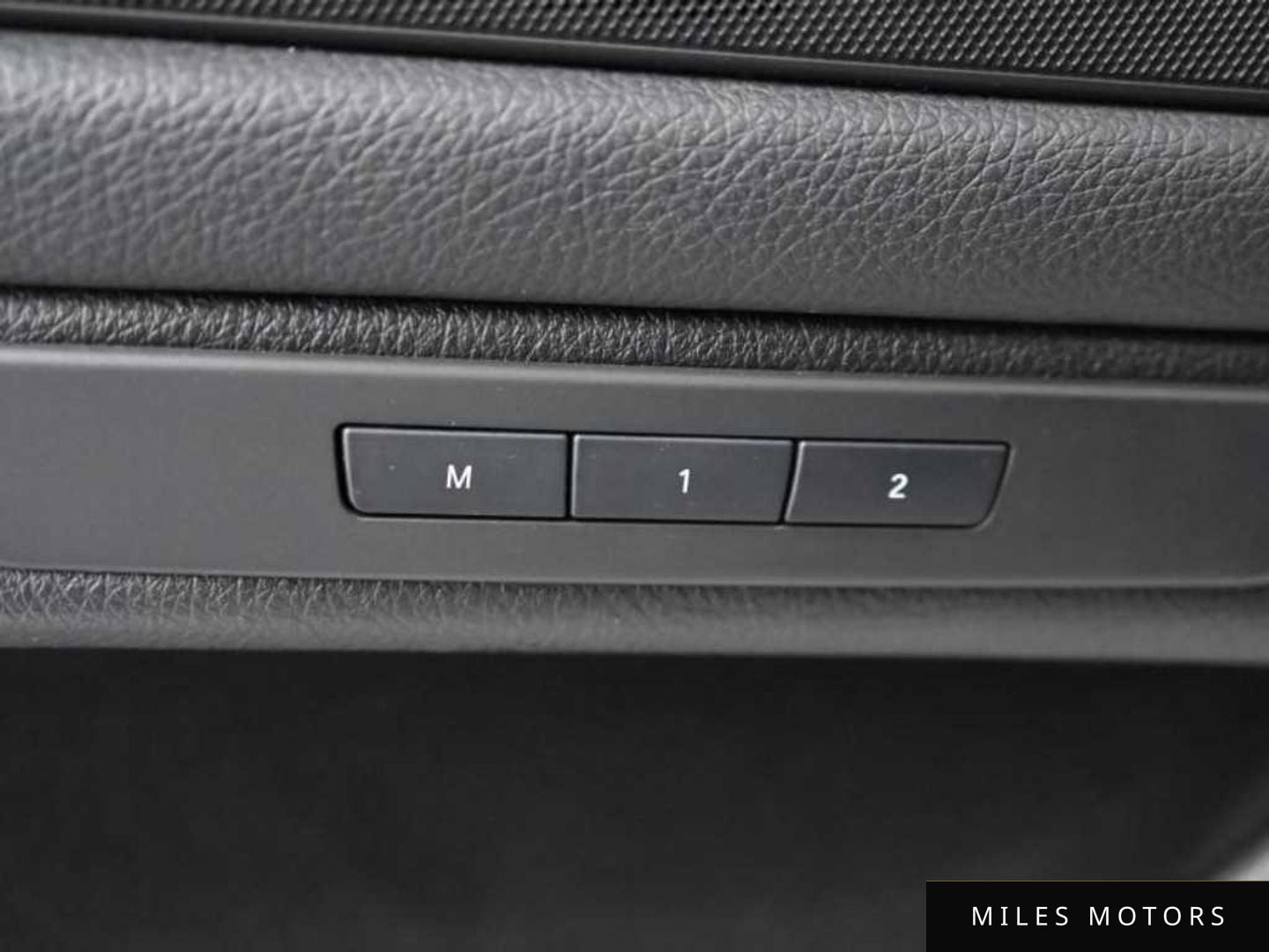 BMW 5시리즈 (F10) 2012 — миниатюра 16