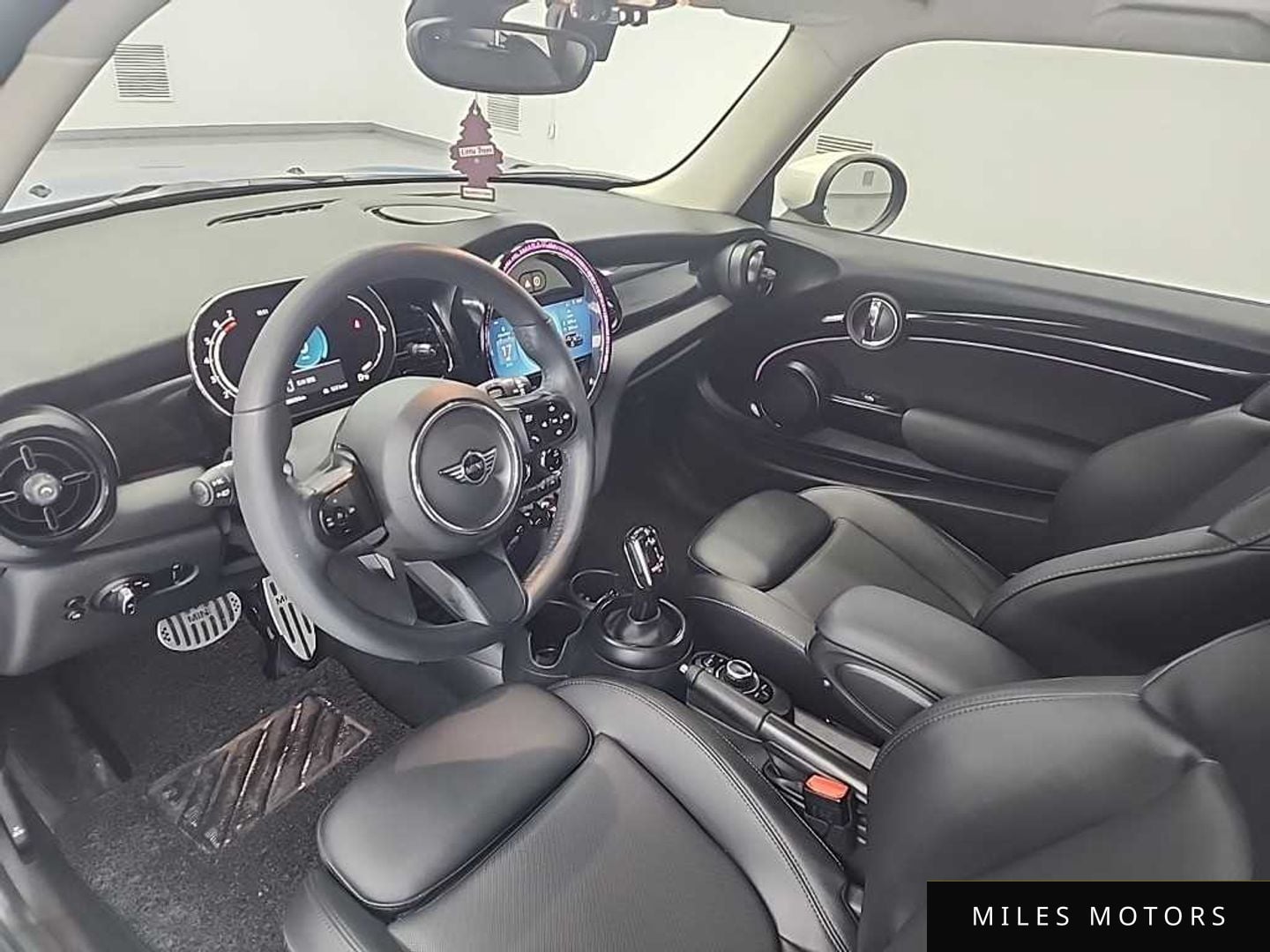 MINI Cooper 2023 — миниатюра 7
