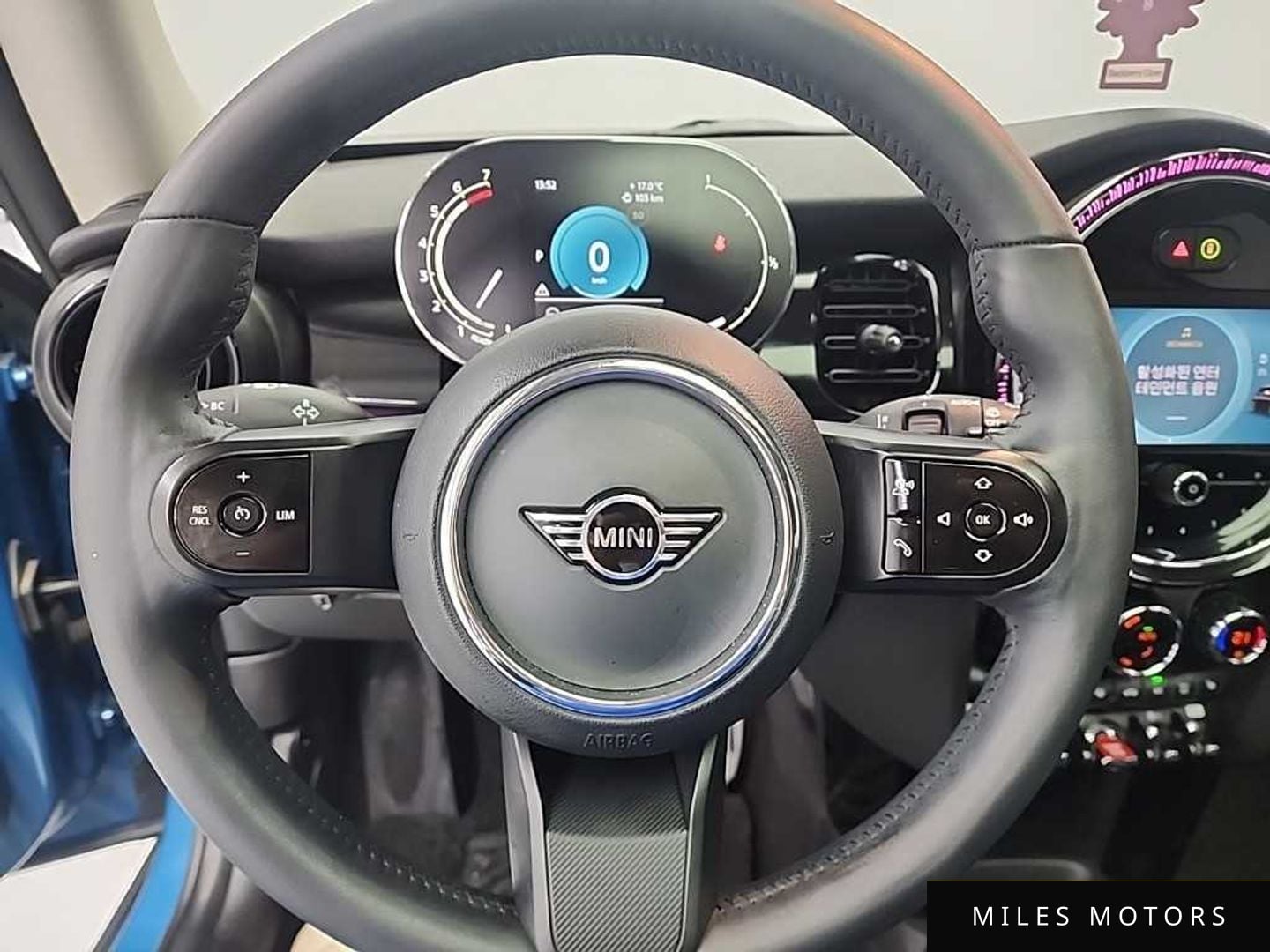 MINI Cooper 2023 — миниатюра 9