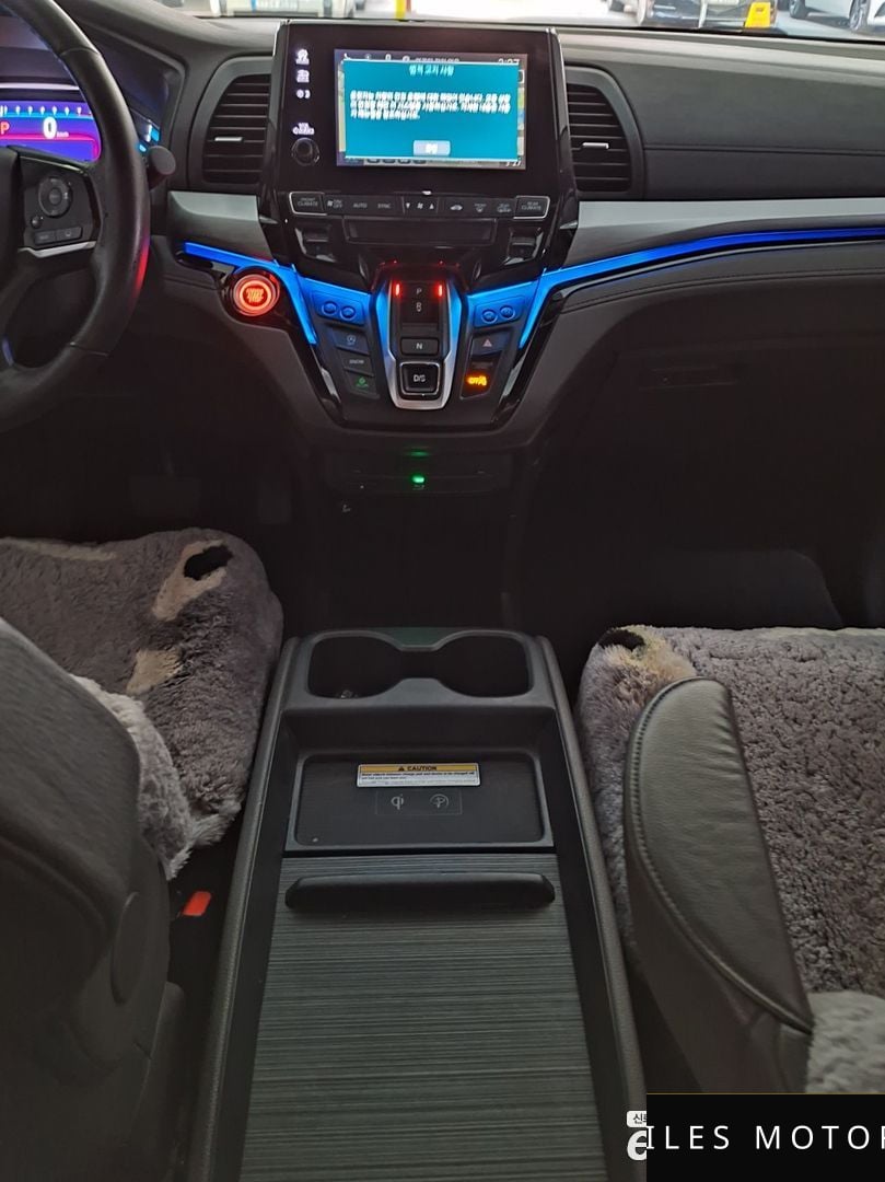 Honda Odyssey 2019 — миниатюра 9