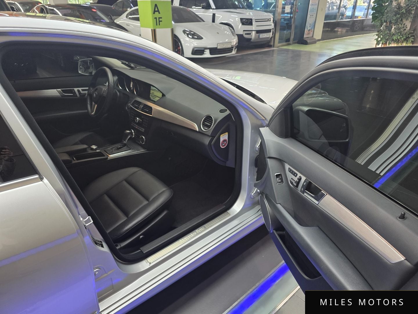 Mercedes-Benz C-Class W204 2012 — миниатюра 12