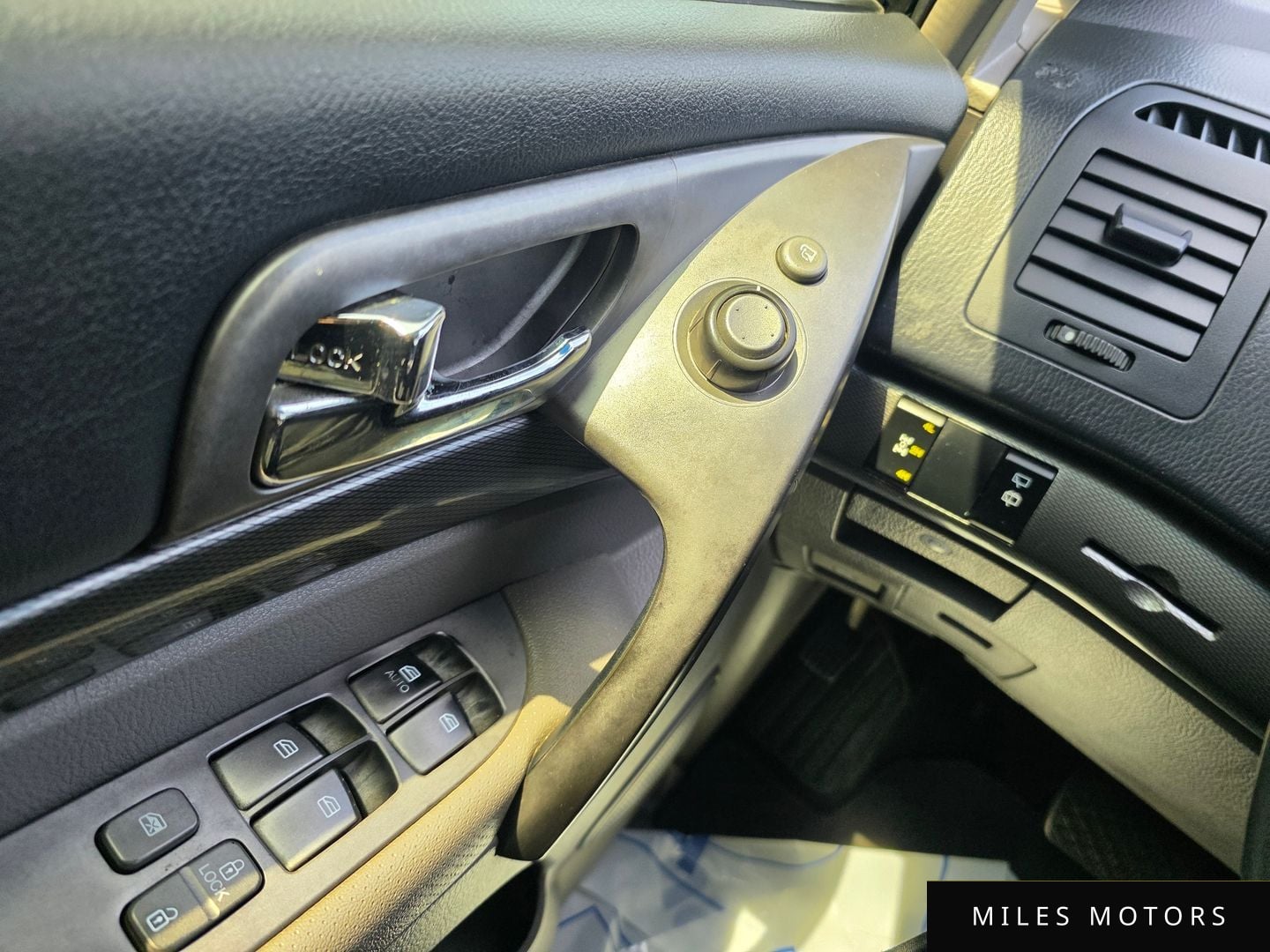 KG Mobility KORANDO 2014 — миниатюра 12