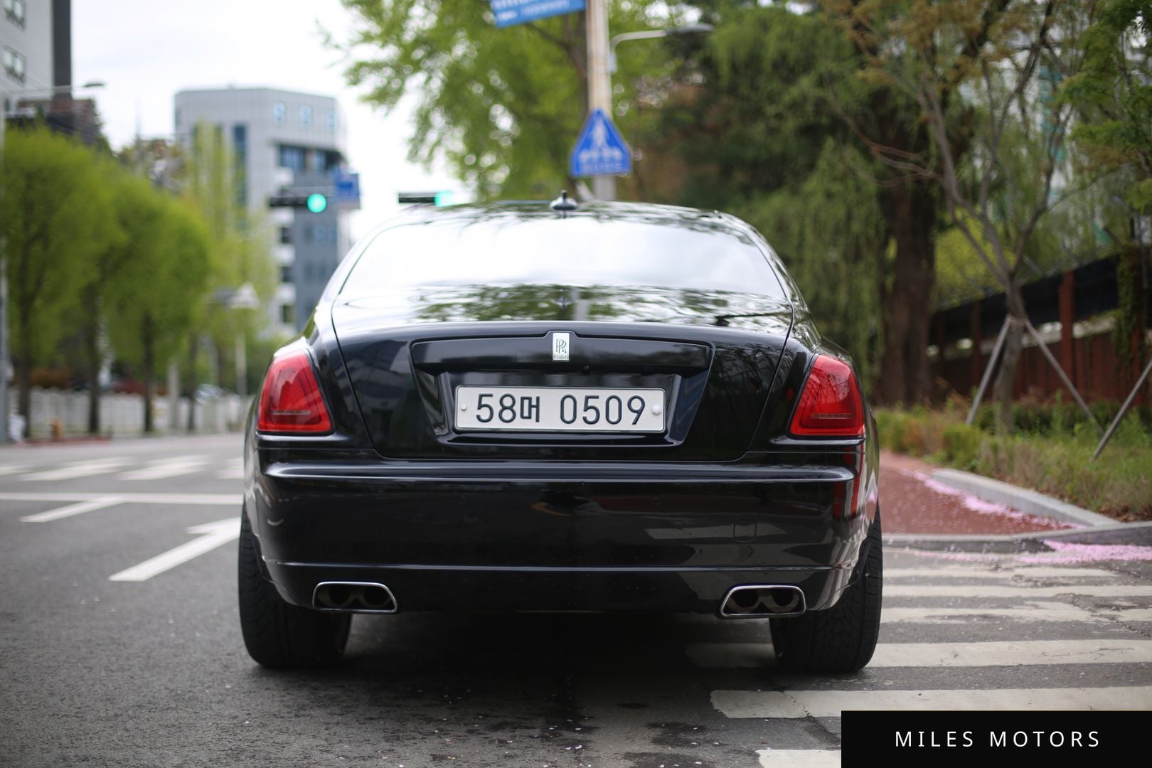 Rolls-Royce 고스트 2016 — миниатюра 4