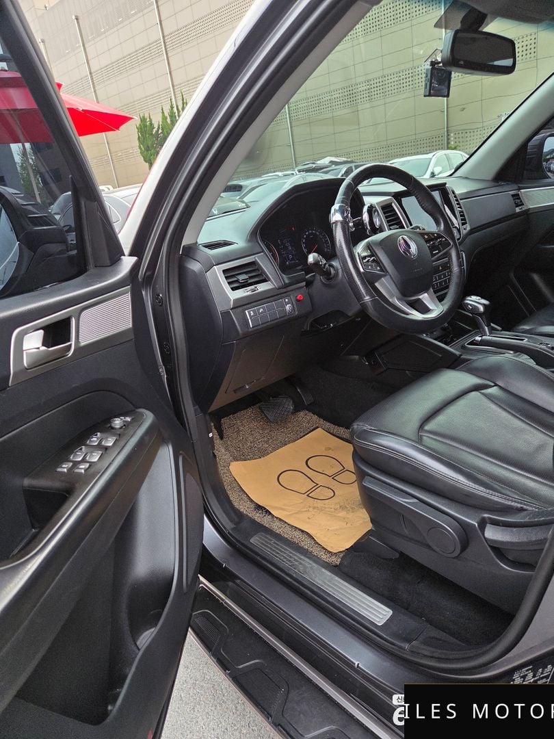 KG Mobility Rexton 2019 — миниатюра 8