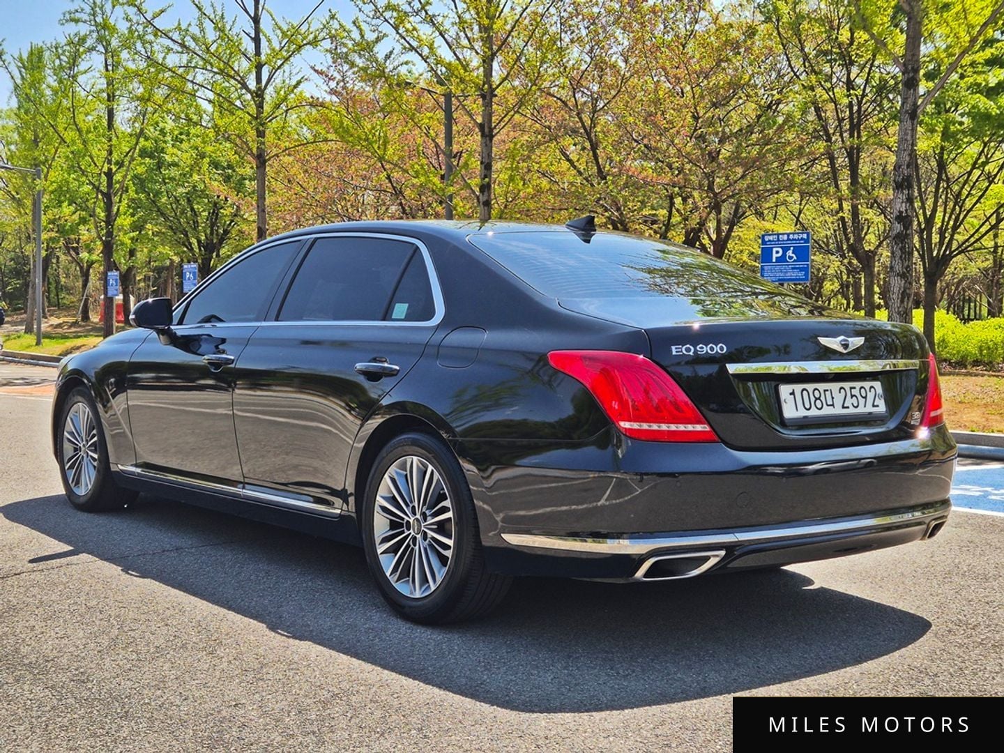 Genesis EQ900 2017 — миниатюра 6