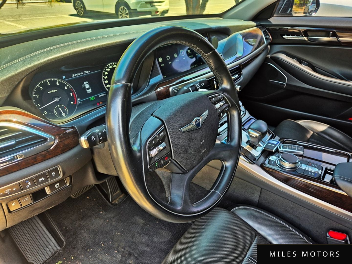Genesis EQ900 2017 — миниатюра 9