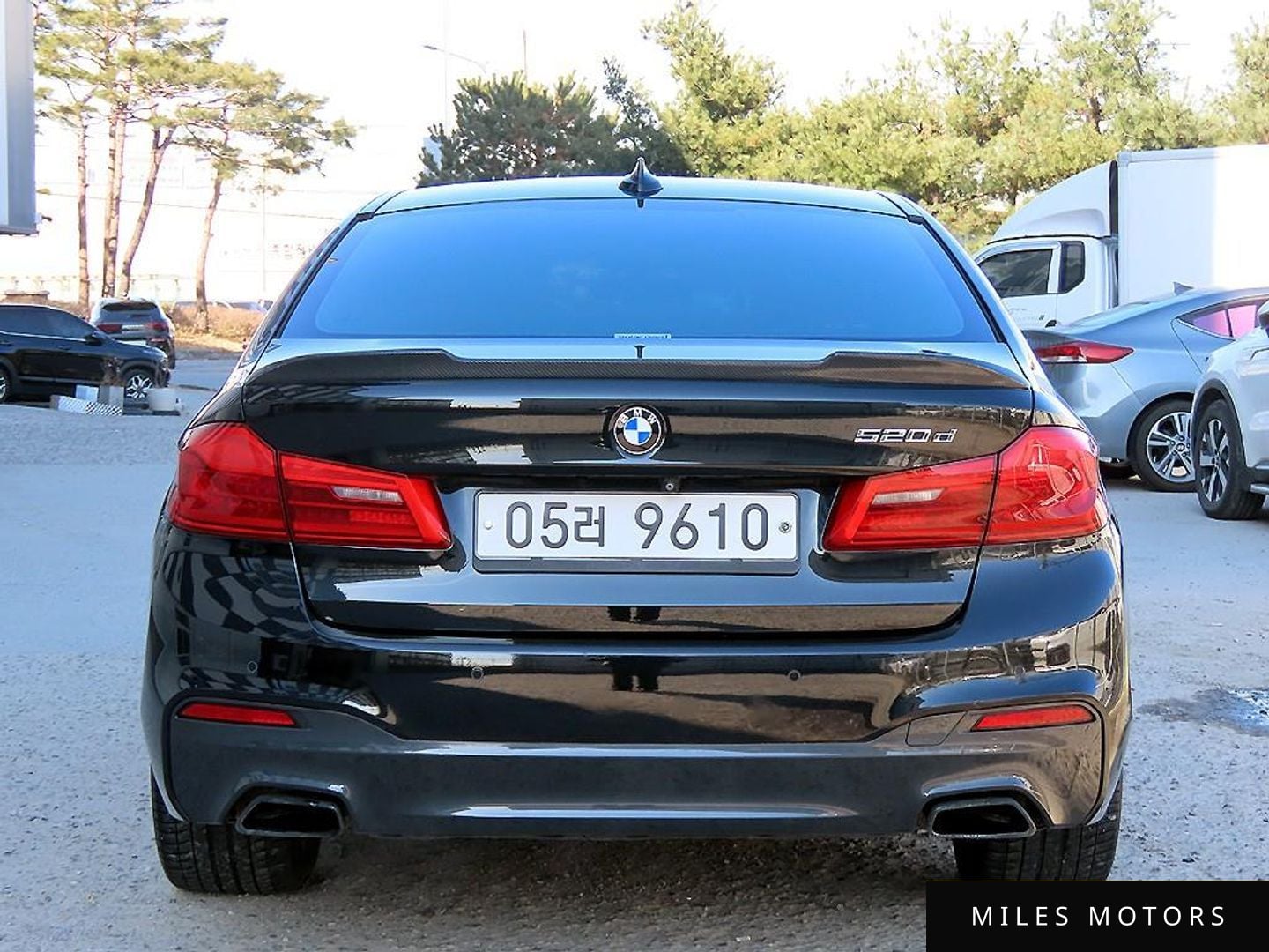 BMW 5 Series (G30) 2017 — миниатюра 4