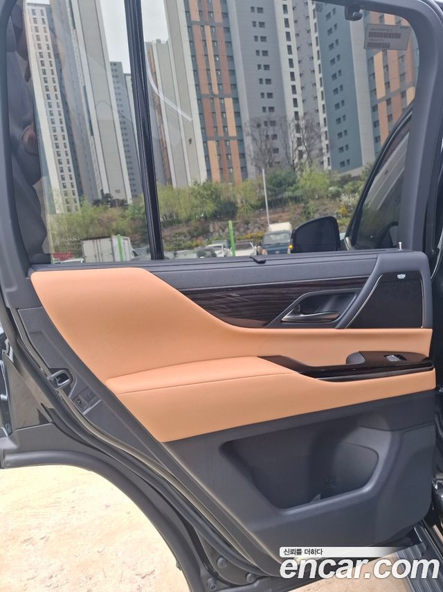 Лексус LX 2026 — миниатюра 19