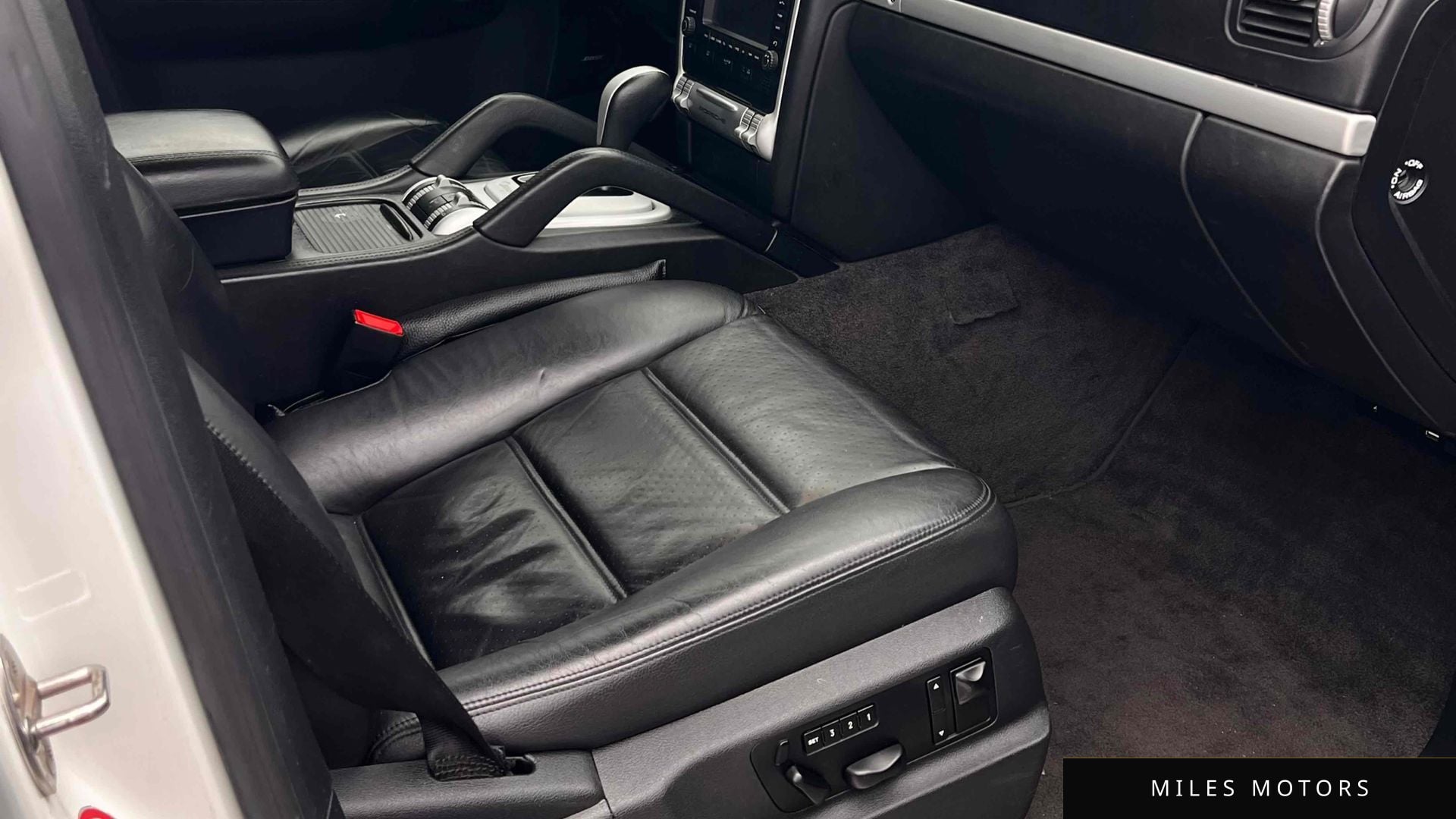 Porsche Cayenne 2004 — миниатюра 8