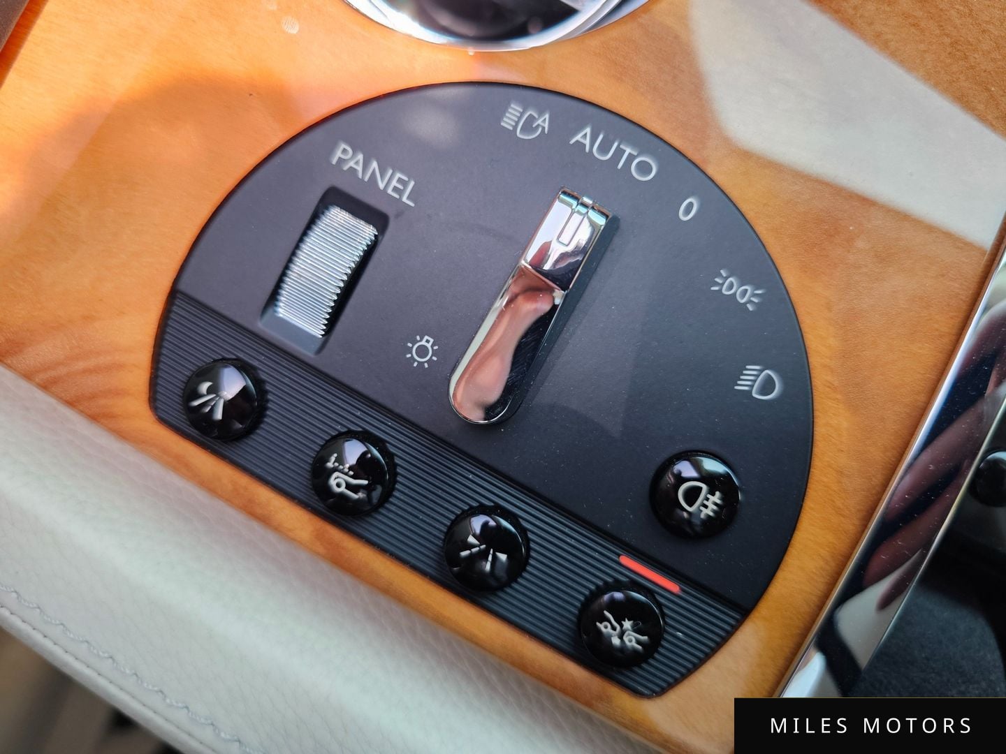 Rolls-Royce 고스트 2013 — миниатюра 10