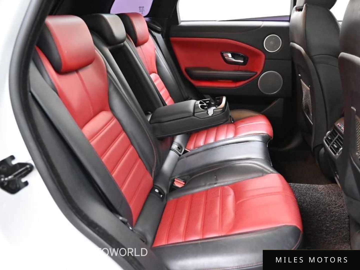 Land Rover Range Rover Evoque 2017 — миниатюра 12