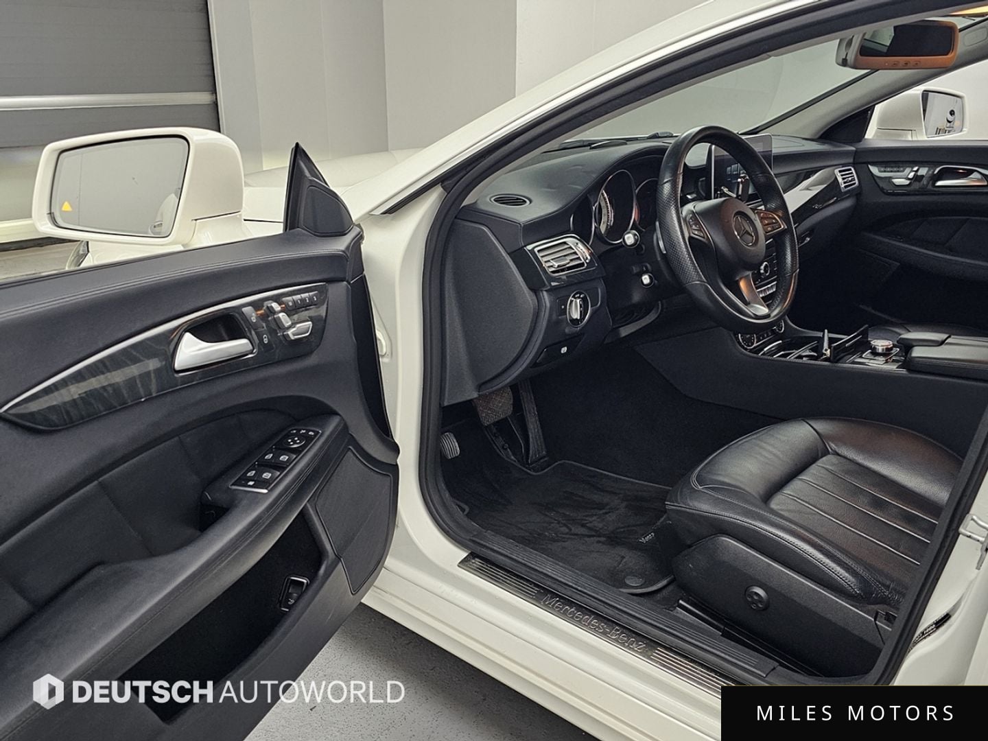 Mercedes-Benz CLS-Class W218 2015 — миниатюра 10