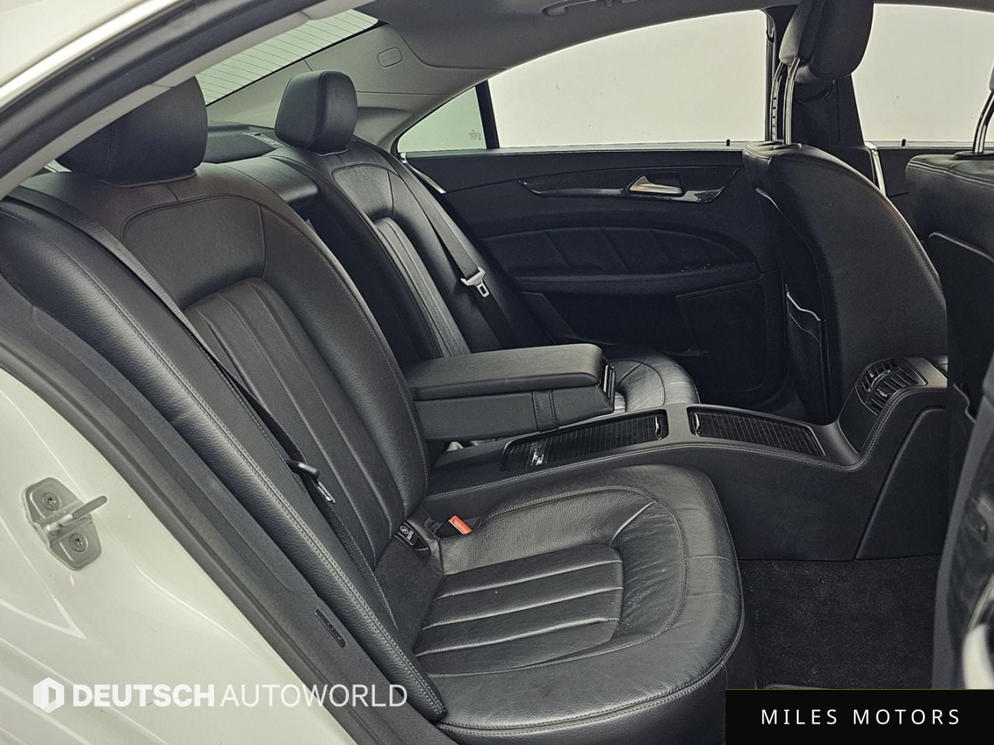 Mercedes-Benz CLS-Class W218 2015 — миниатюра 11