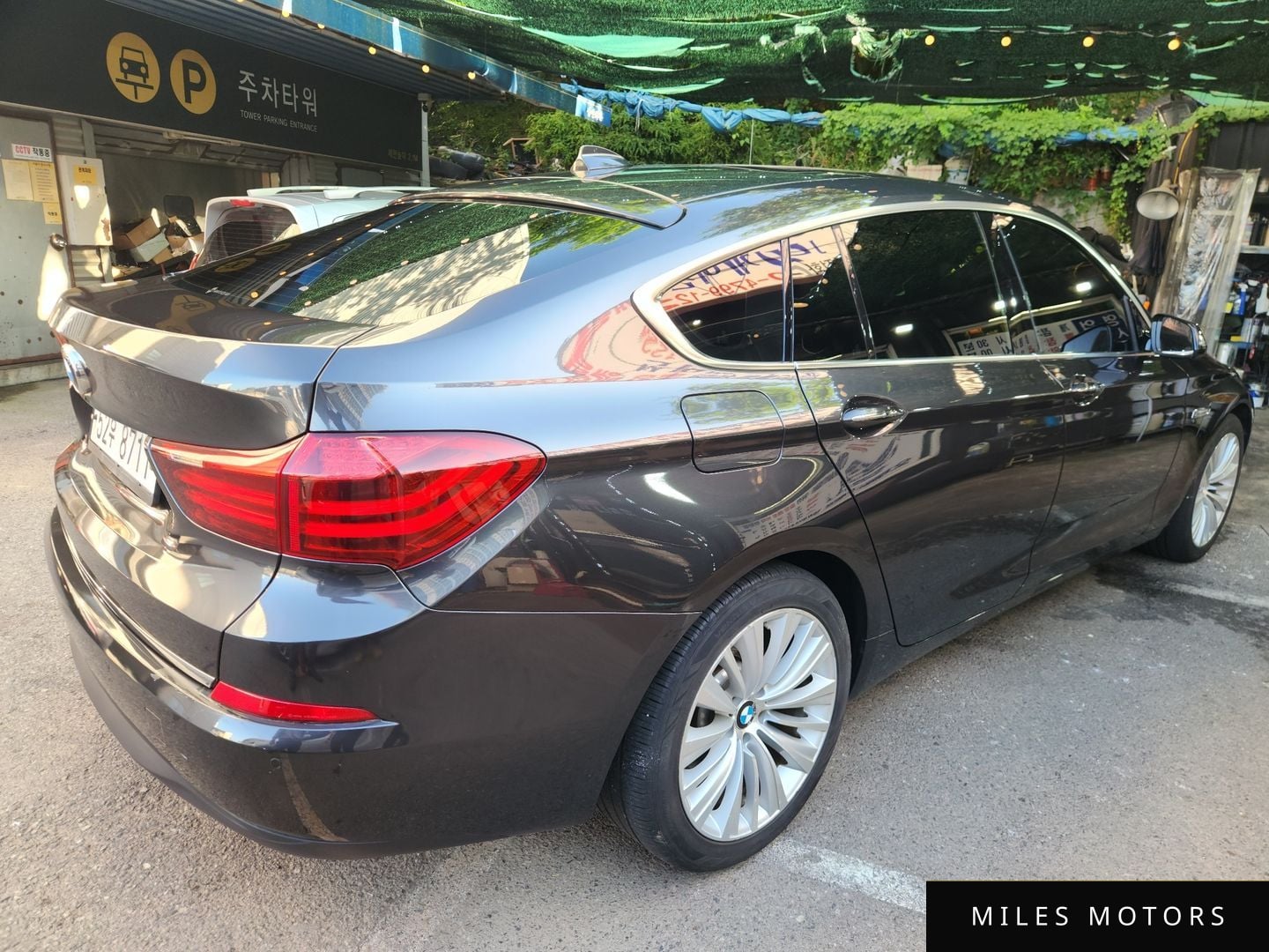 BMW 5 Series GT (F07) 2017 — миниатюра 5
