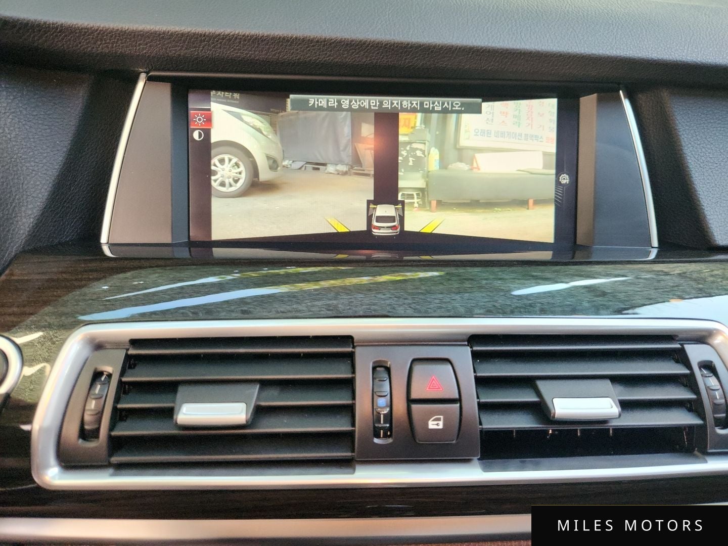 BMW 5 Series GT (F07) 2017 — миниатюра 11