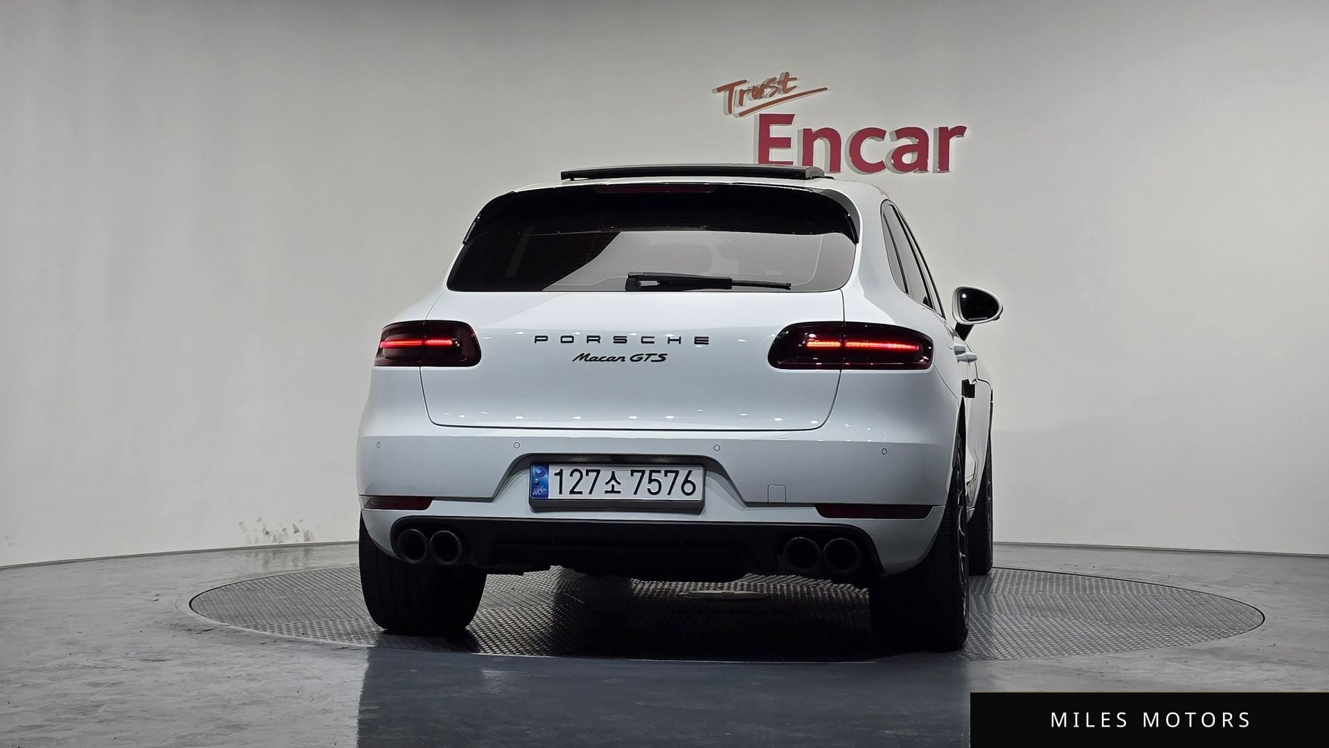 Porsche Macan 2017 — миниатюра 4