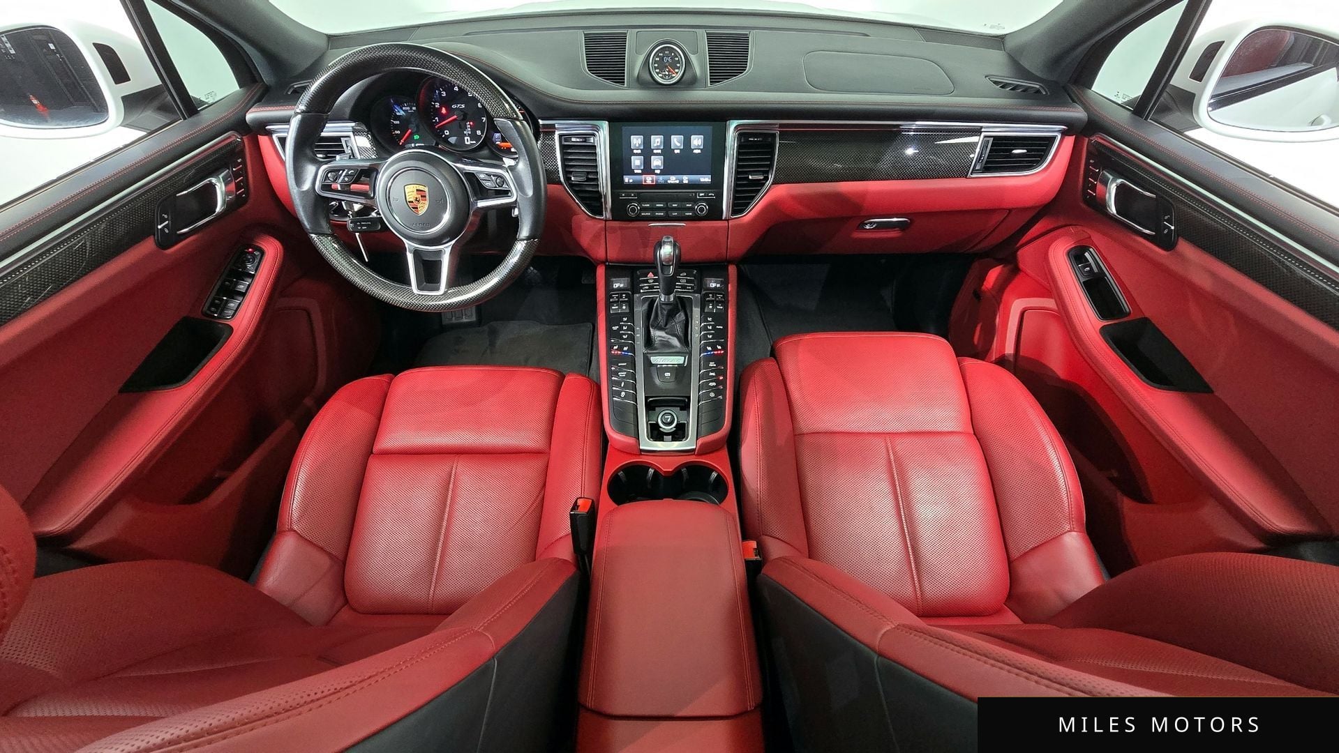 Porsche Macan 2017 — миниатюра 7