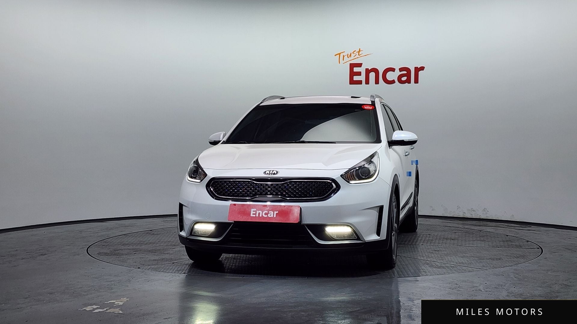 Kia Niro 2017 — миниатюра 3