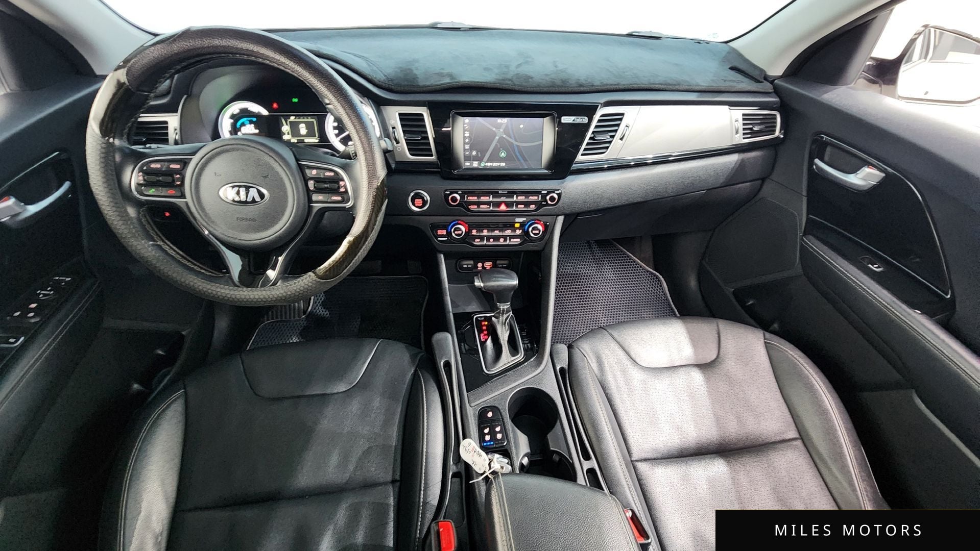 Kia Niro 2017 — миниатюра 10