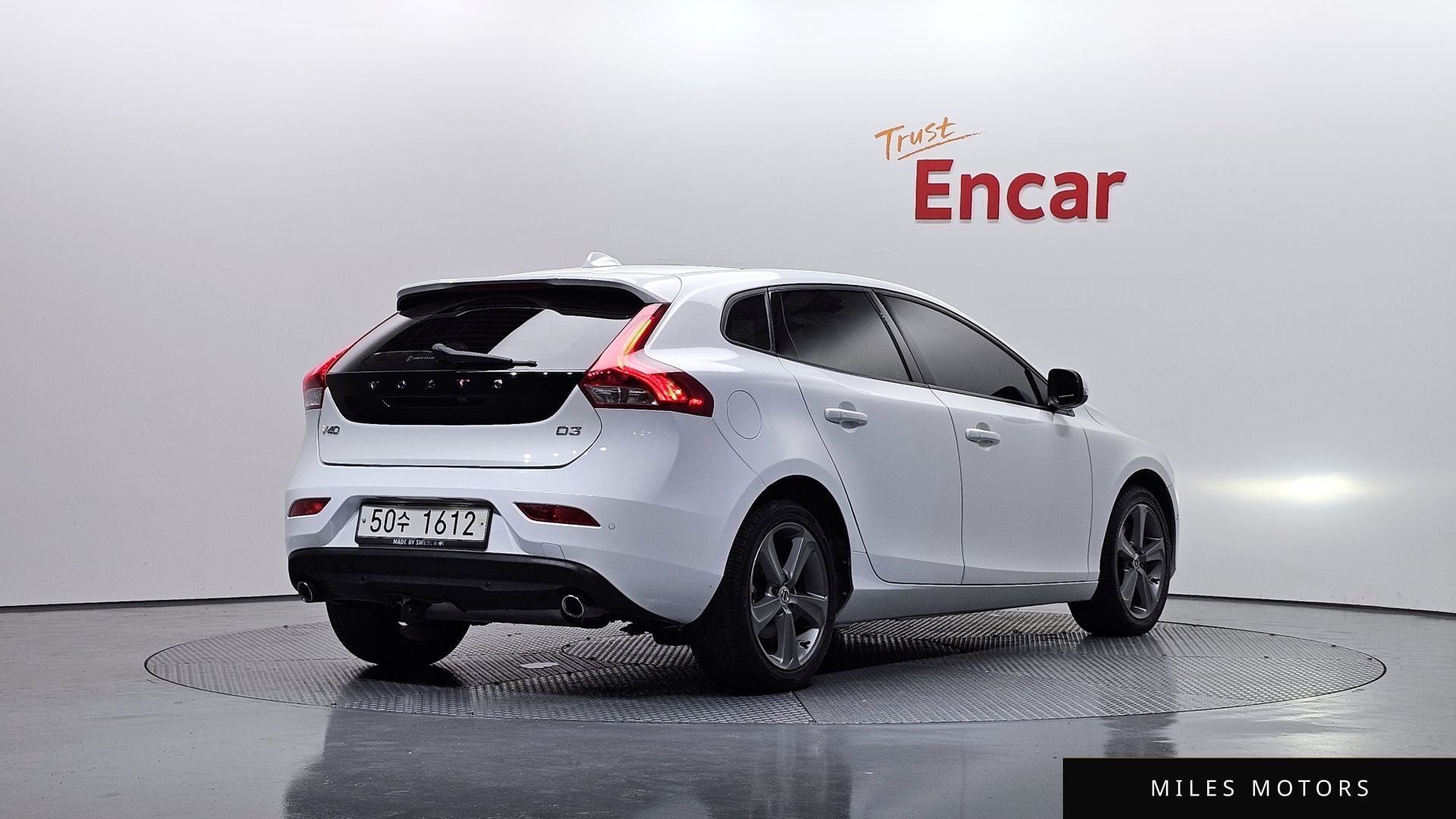 Volvo V40 2018 — миниатюра 2