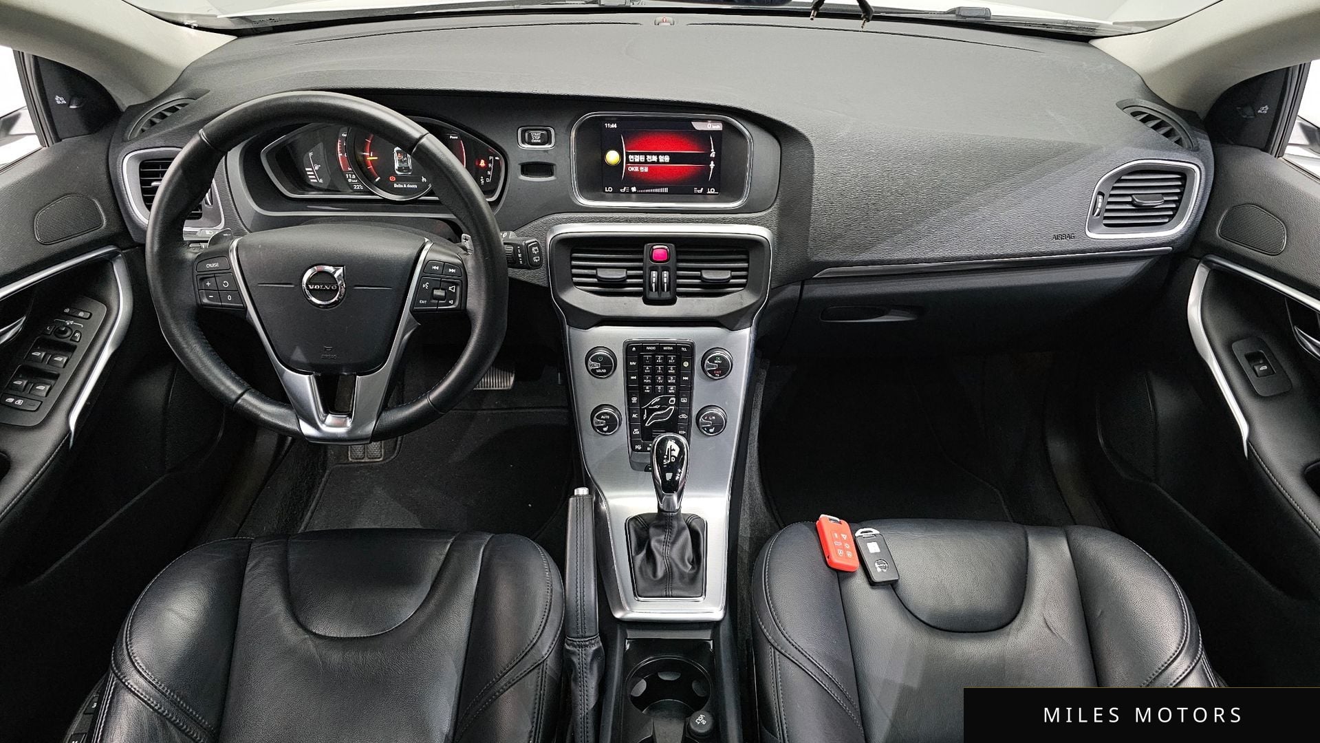 Volvo V40 2018 — миниатюра 7