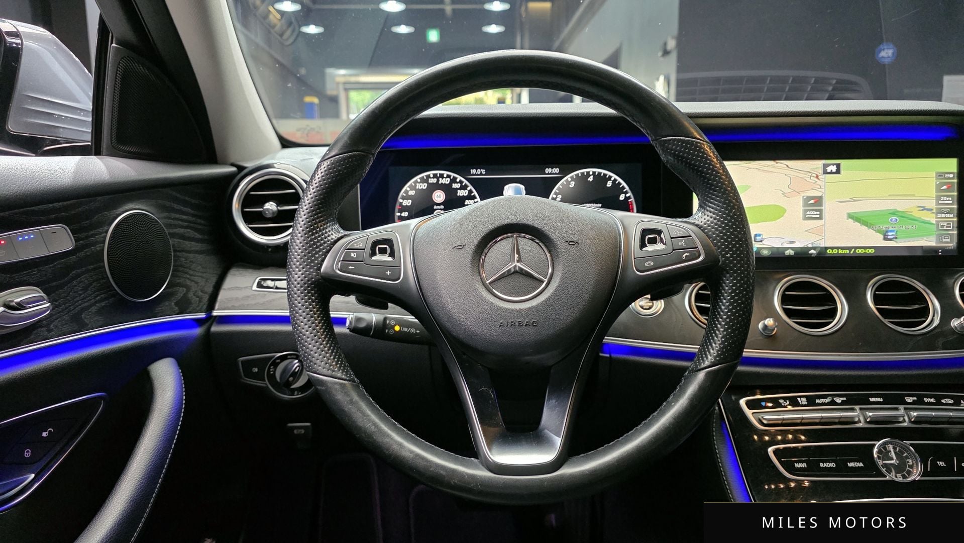 Mercedes-Benz E-클래스 W213 2017 — миниатюра 13