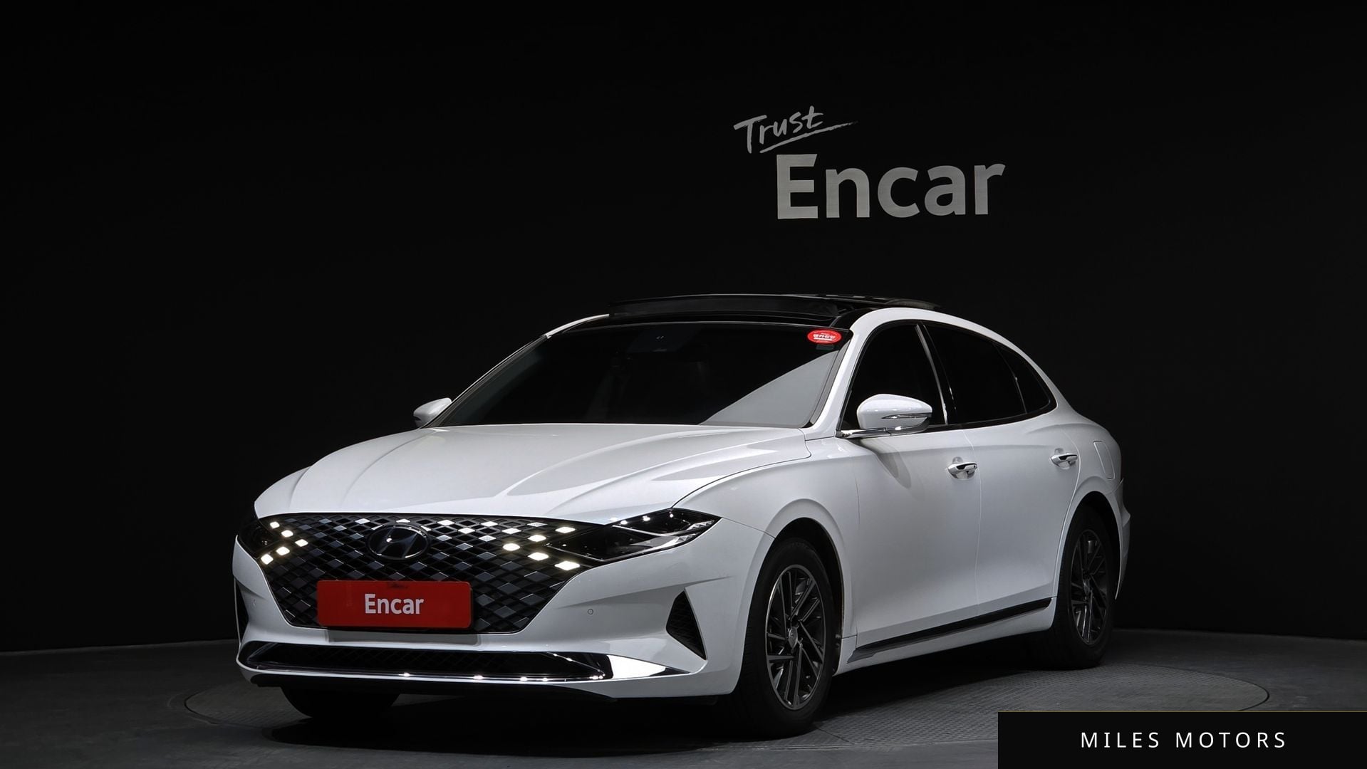 Hyundai Grandeur 2021 — фото 1 из 12