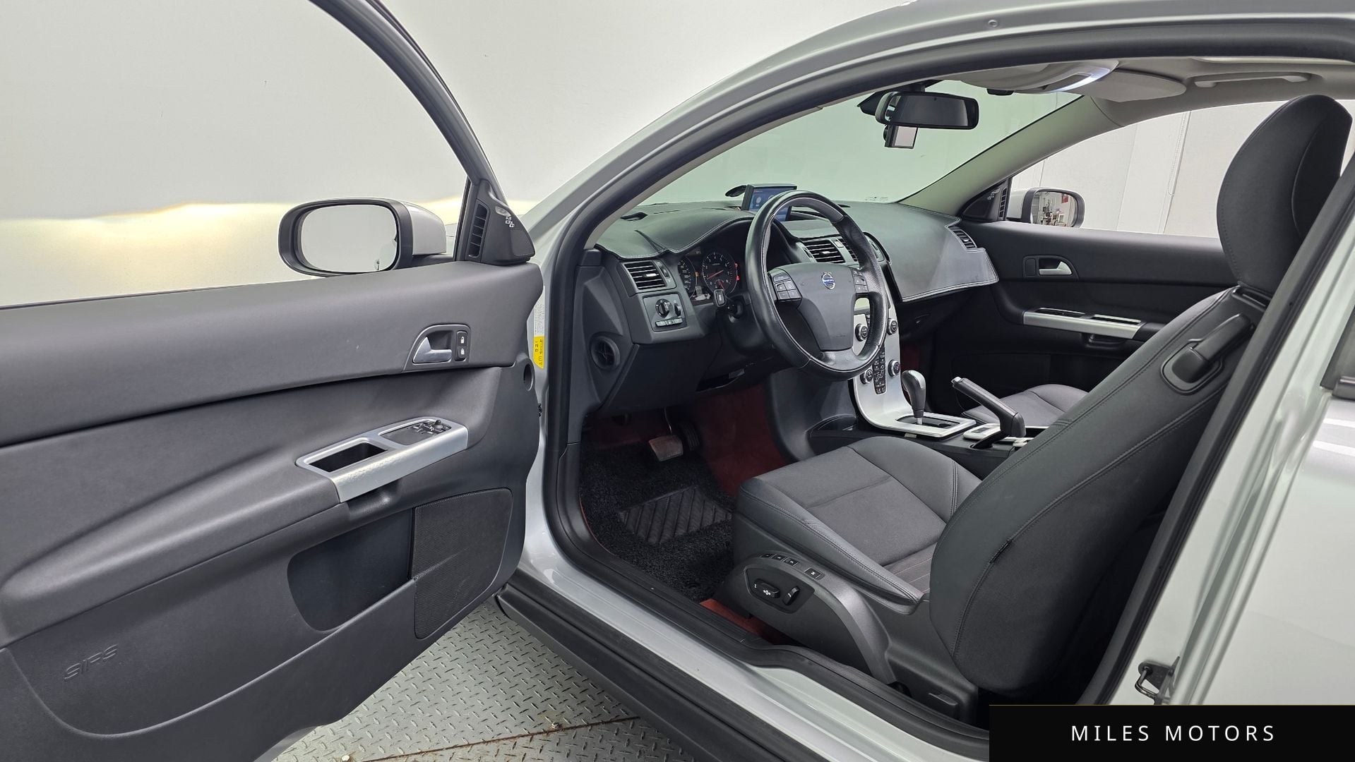 Volvo C30 2010 — миниатюра 10