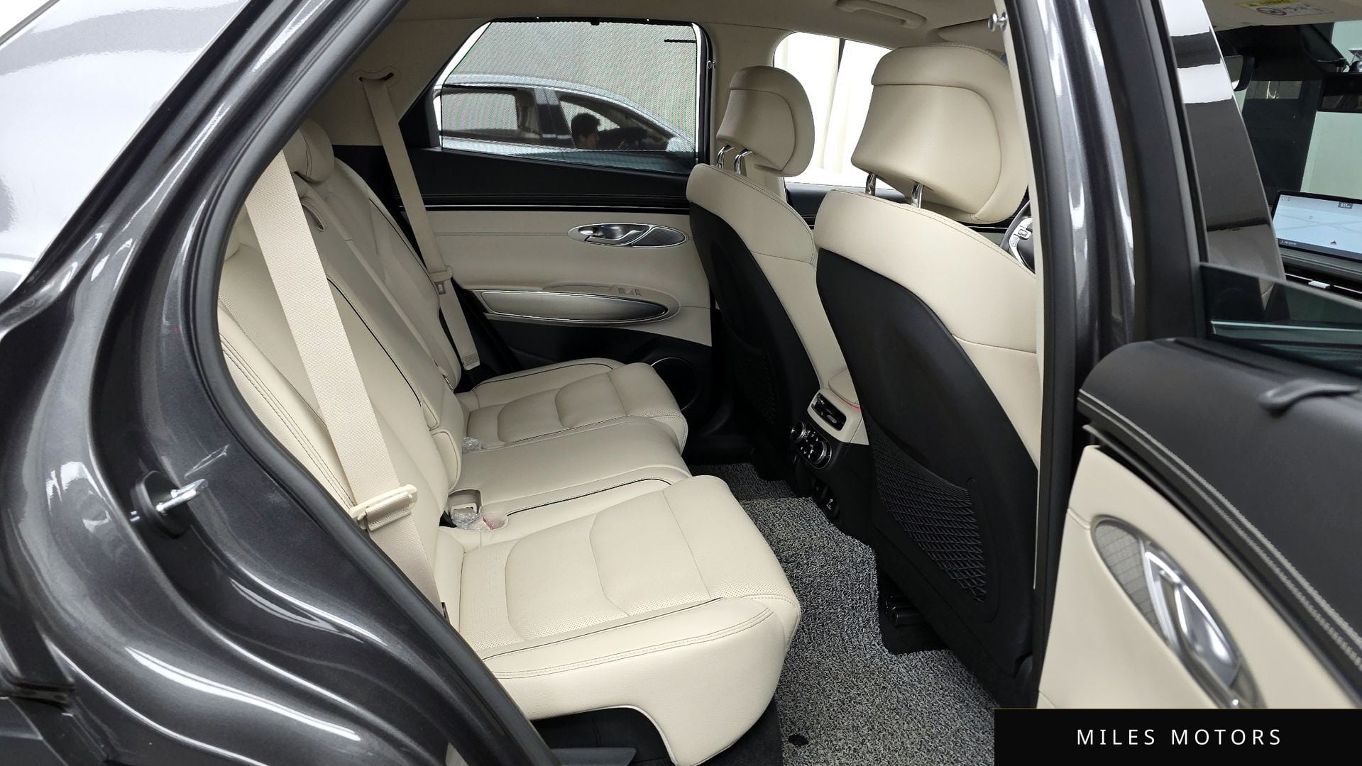 Genesis GV70 2022 — миниатюра 11
