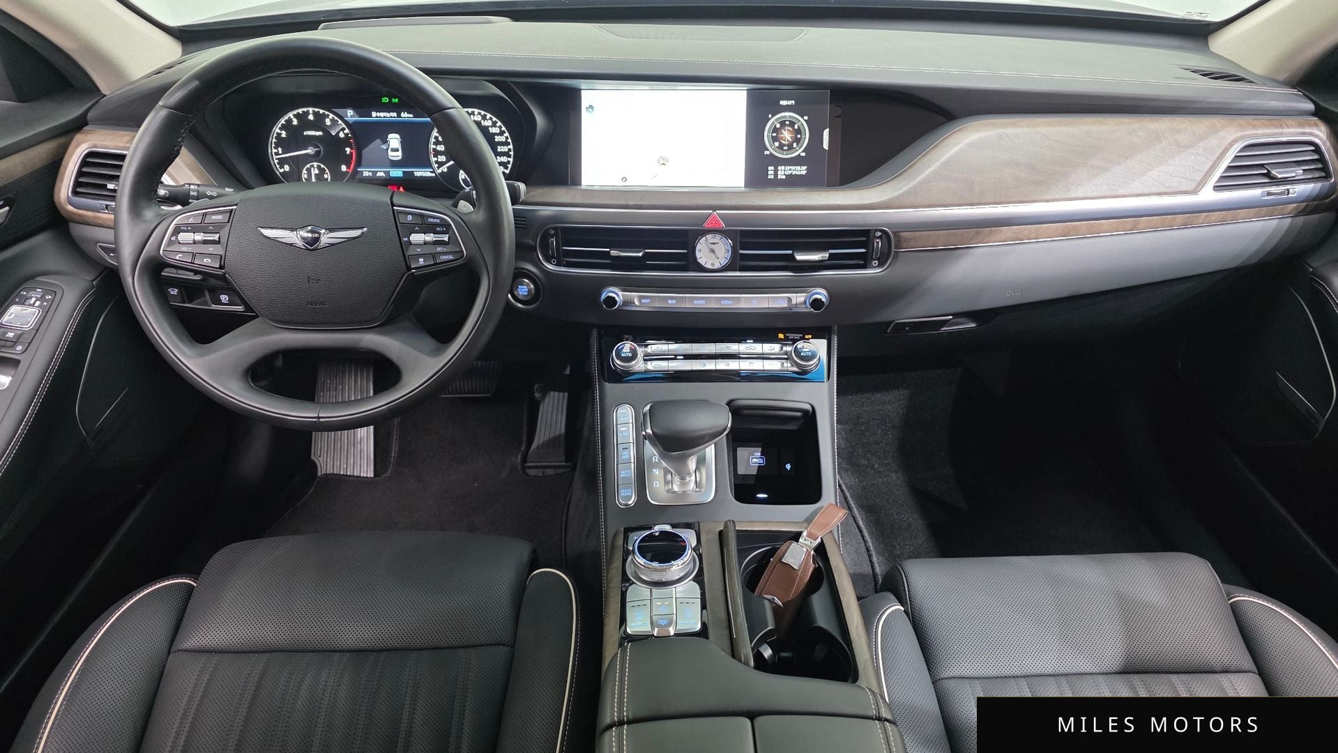 Genesis G90 2019 — миниатюра 7