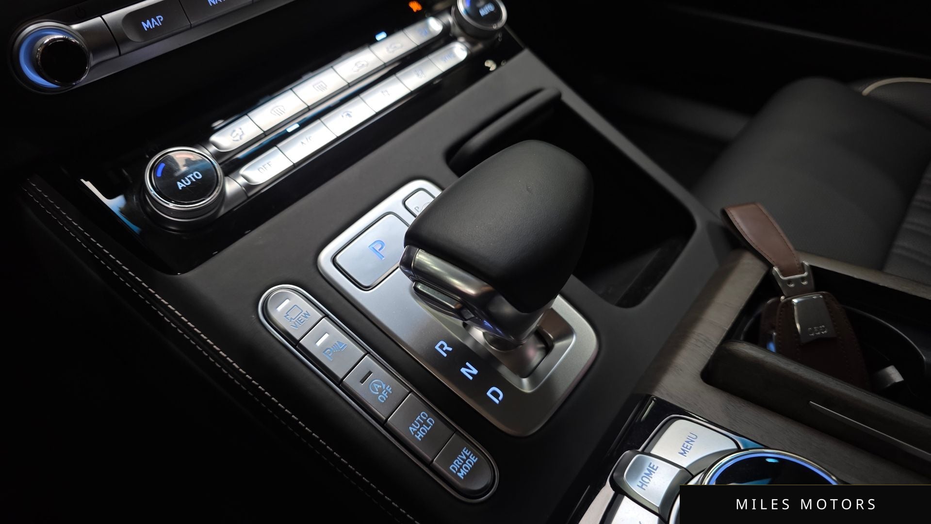 Genesis G90 2019 — миниатюра 9
