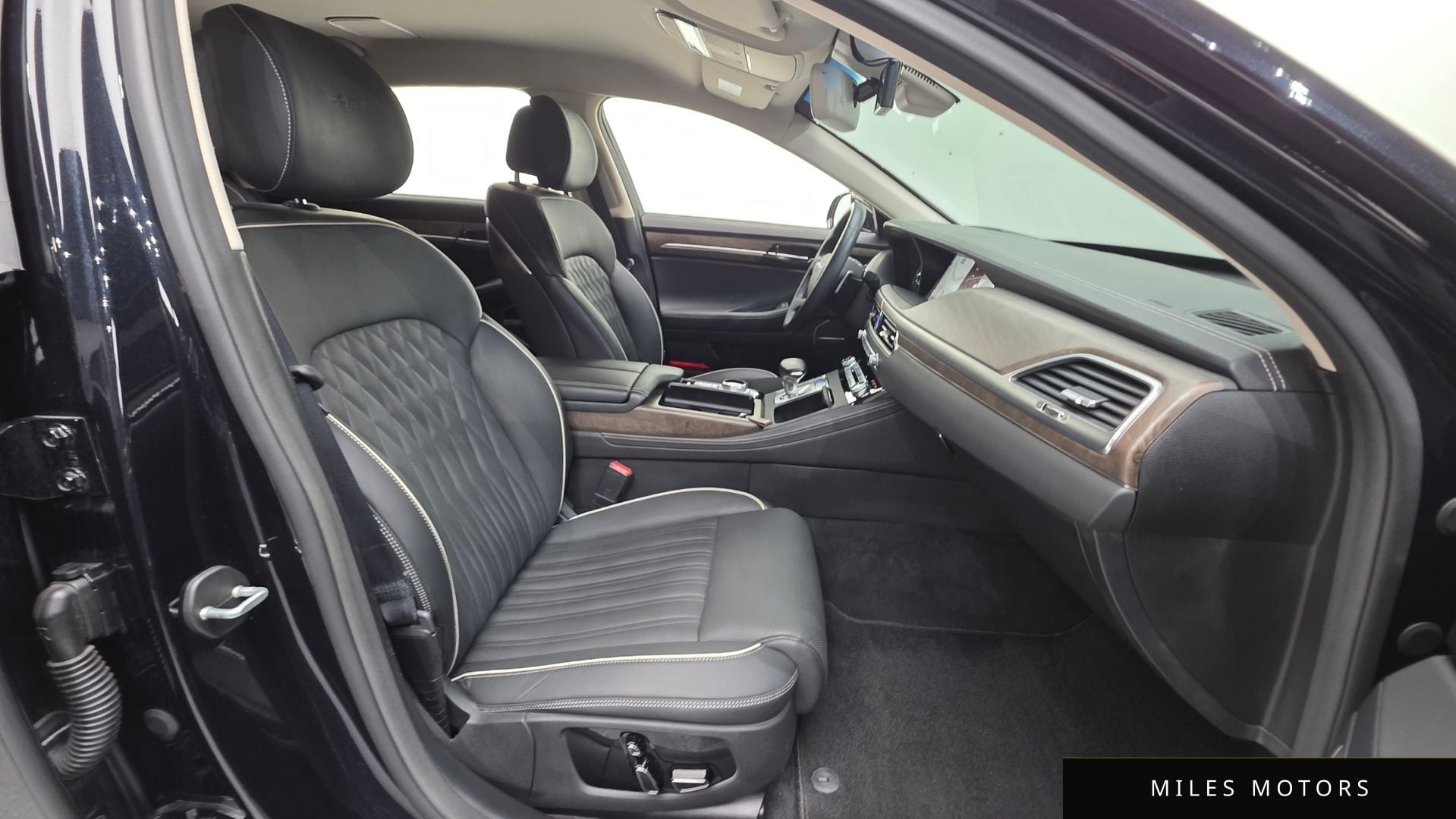 Genesis G90 2019 — миниатюра 10