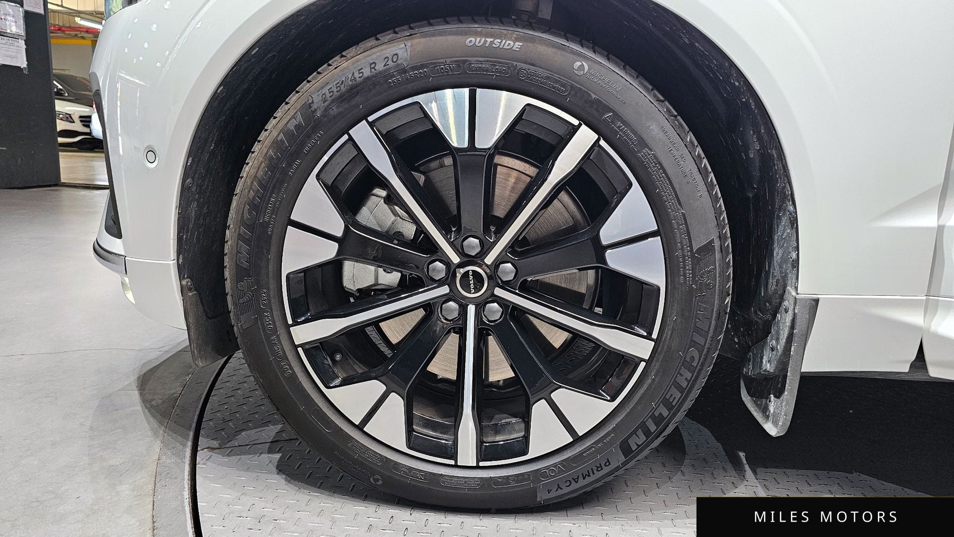 Volvo XC60 2026 — миниатюра 5