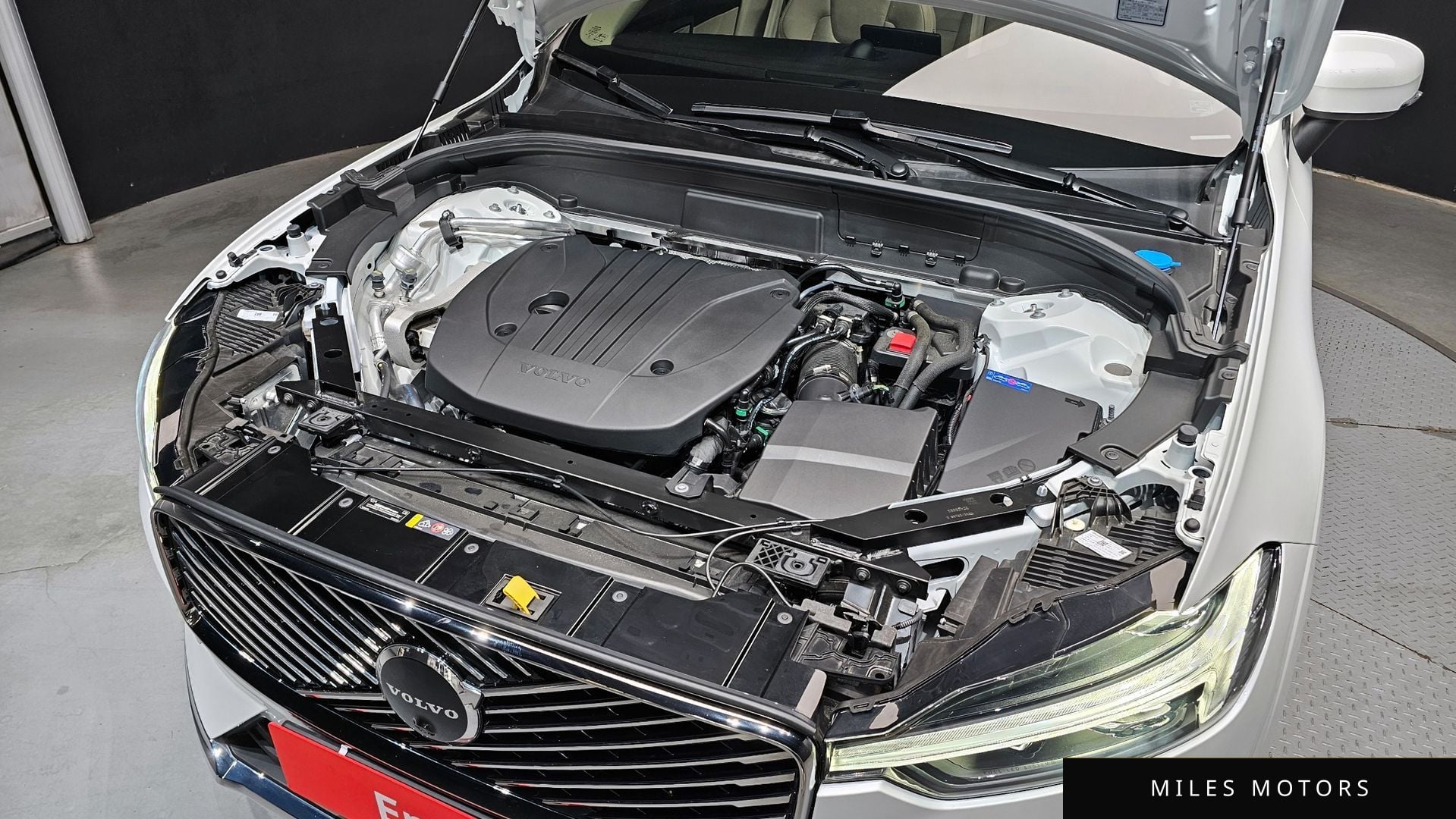 Volvo XC60 2026 — миниатюра 6