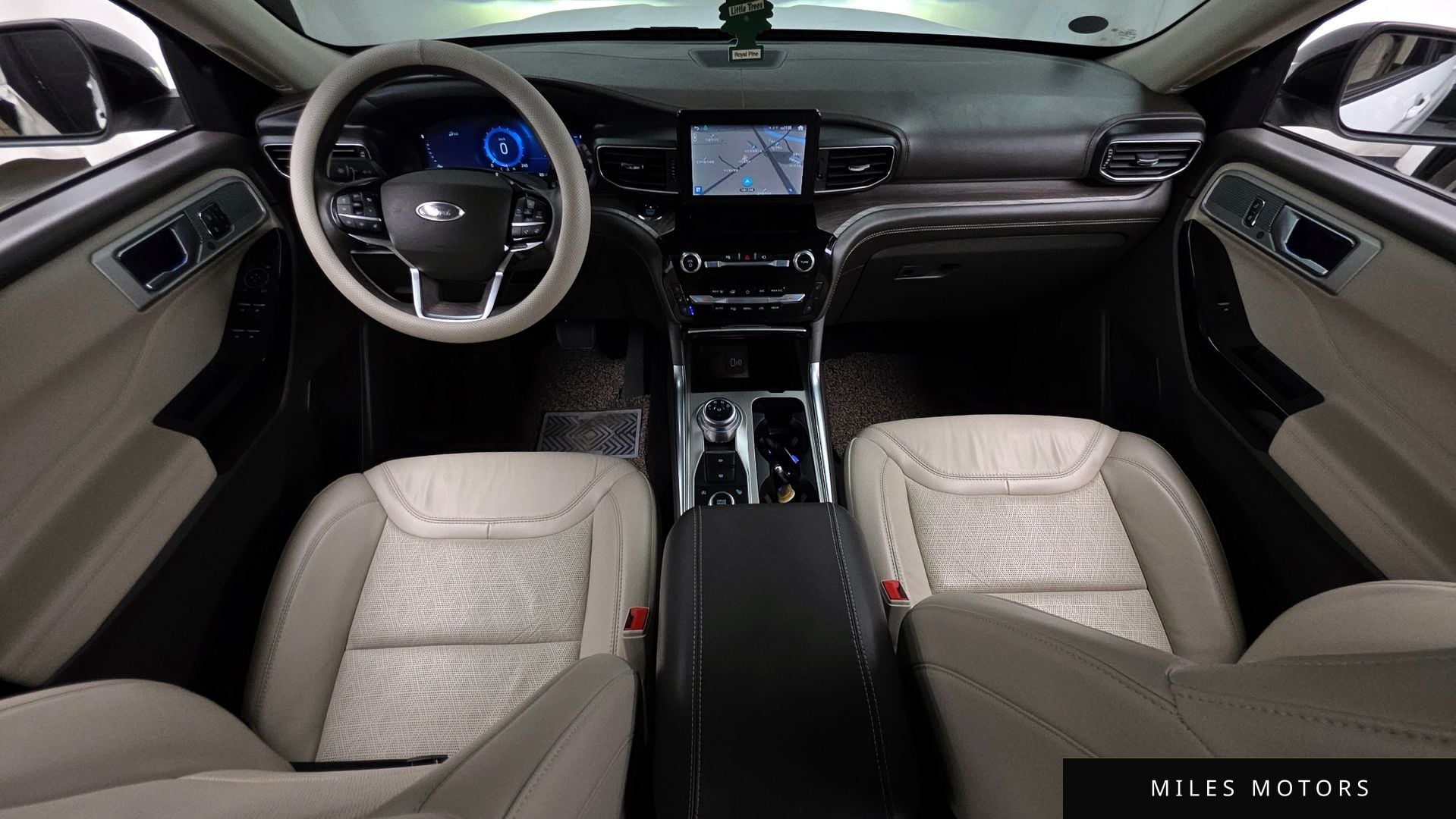 Ford Explorer 2021 — миниатюра 10