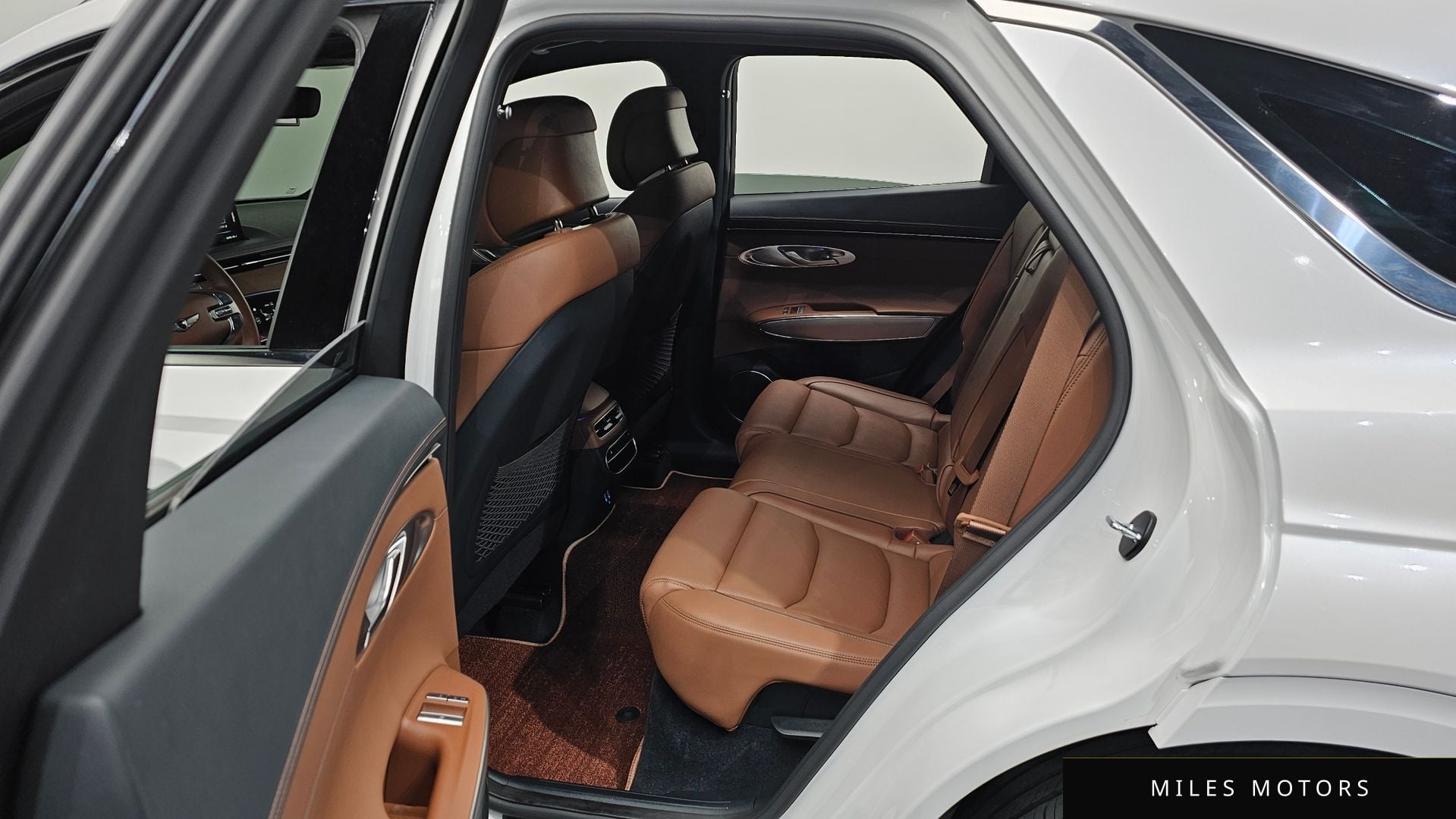 Genesis GV70 2024 — миниатюра 12