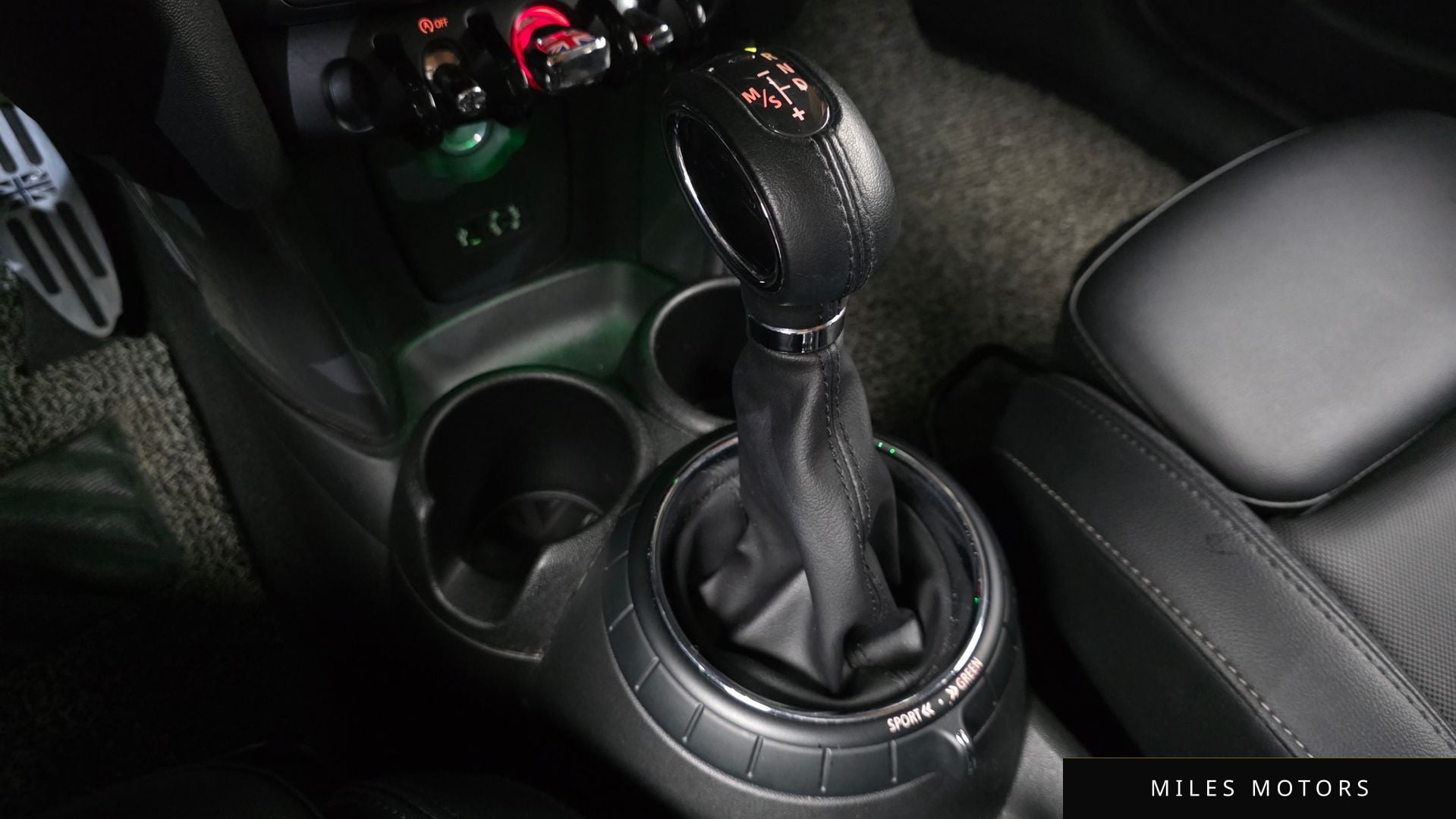 MINI Cooper D 2015 — миниатюра 9