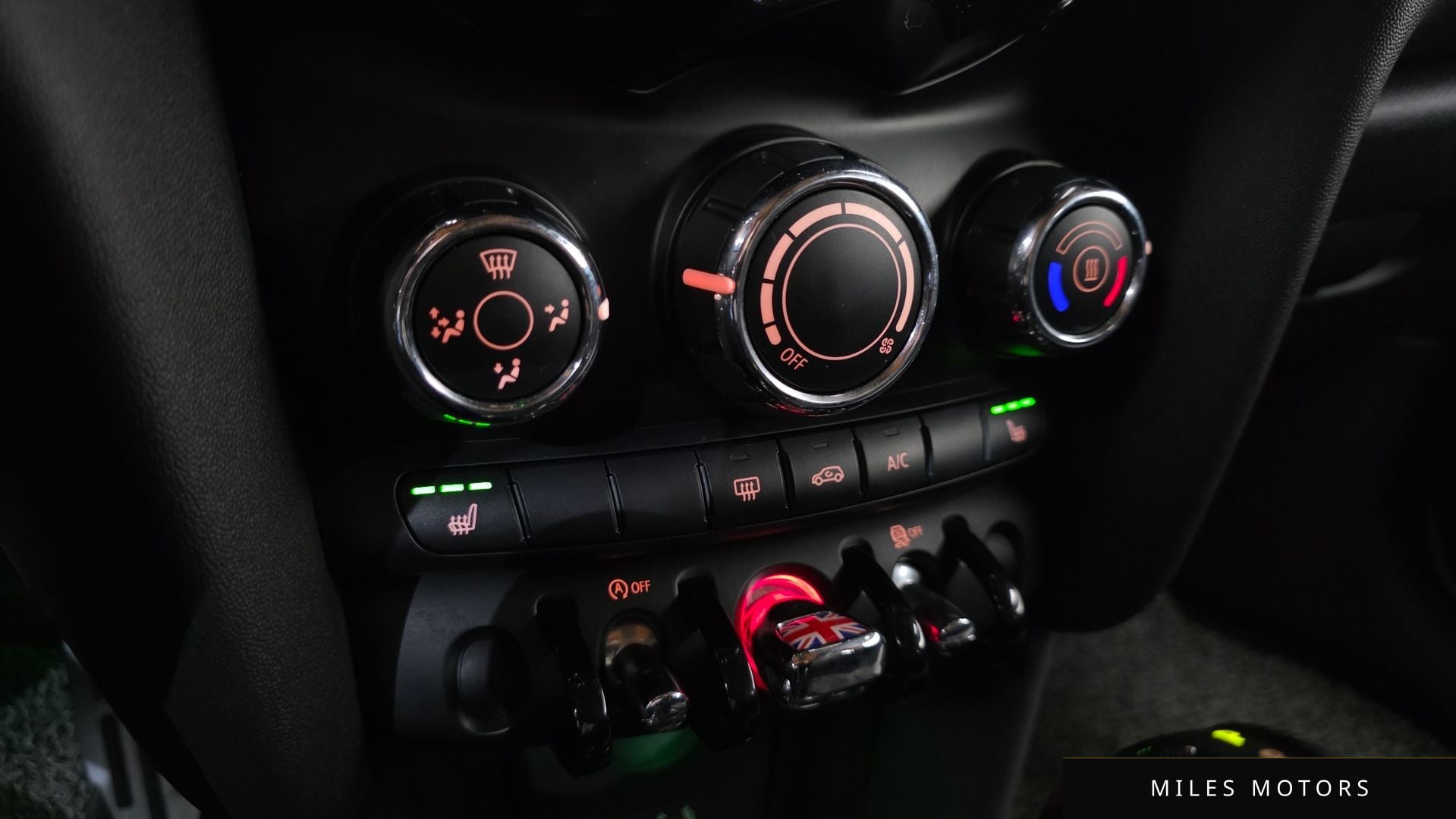 MINI Cooper D 2015 — миниатюра 13