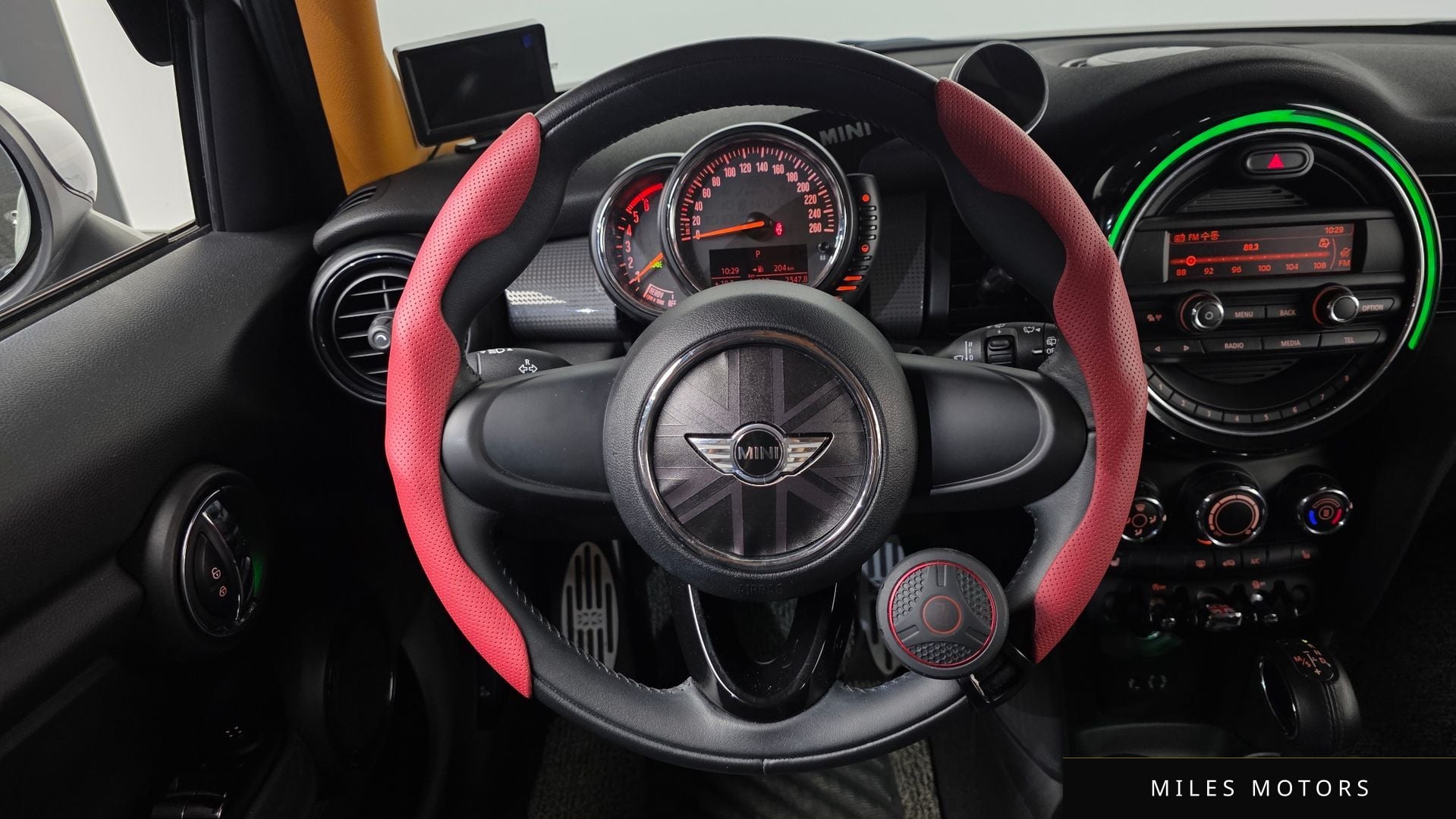 MINI Cooper D 2015 — миниатюра 14