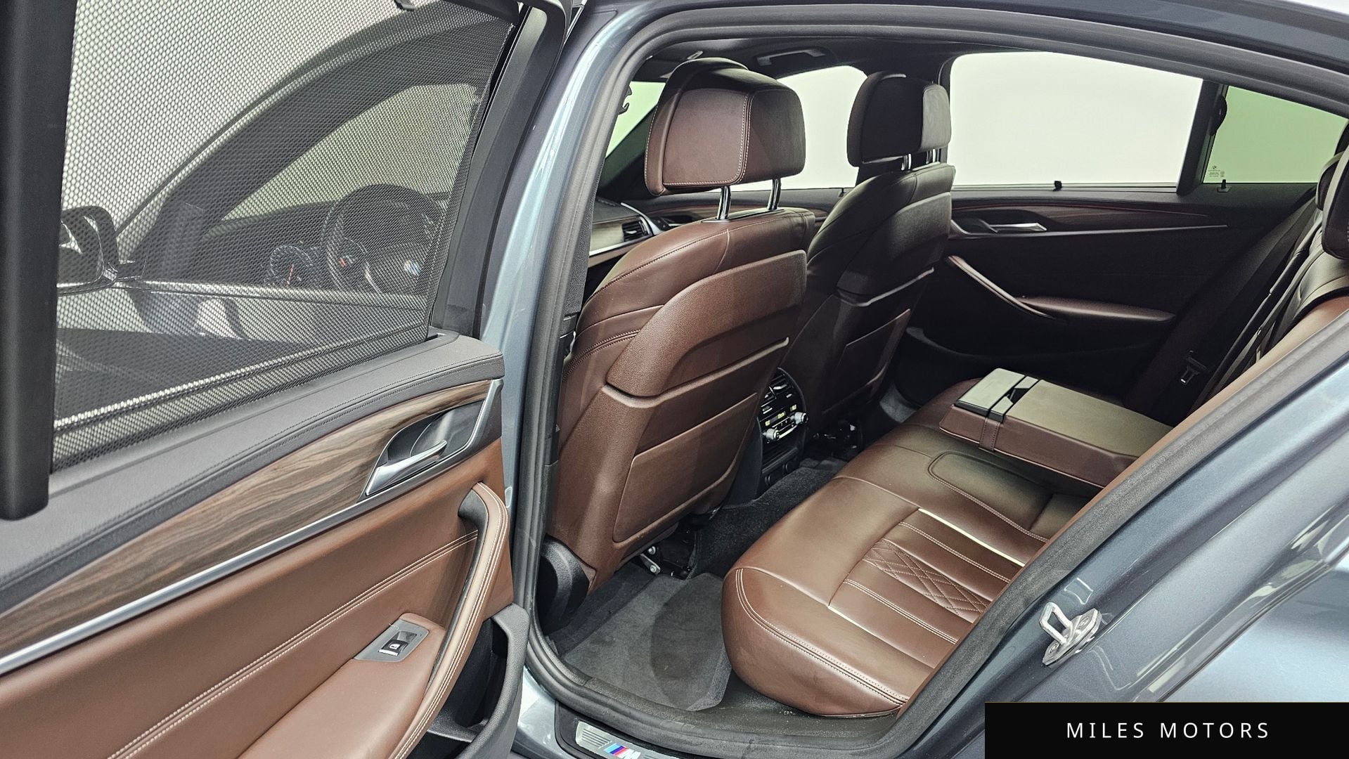 BMW 5 Series (G30) 2018 — миниатюра 11