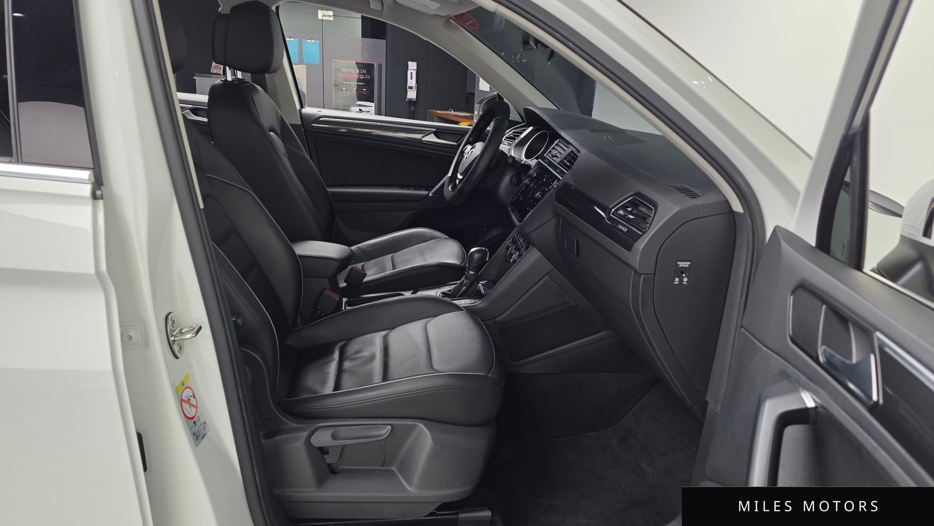 Volkswagen 티구안 2018 — миниатюра 17