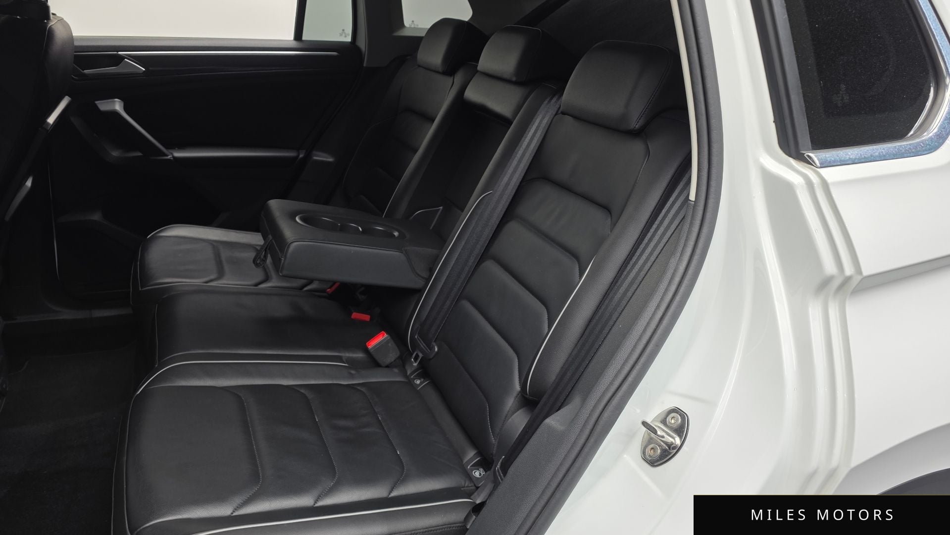 Volkswagen 티구안 2018 — миниатюра 18