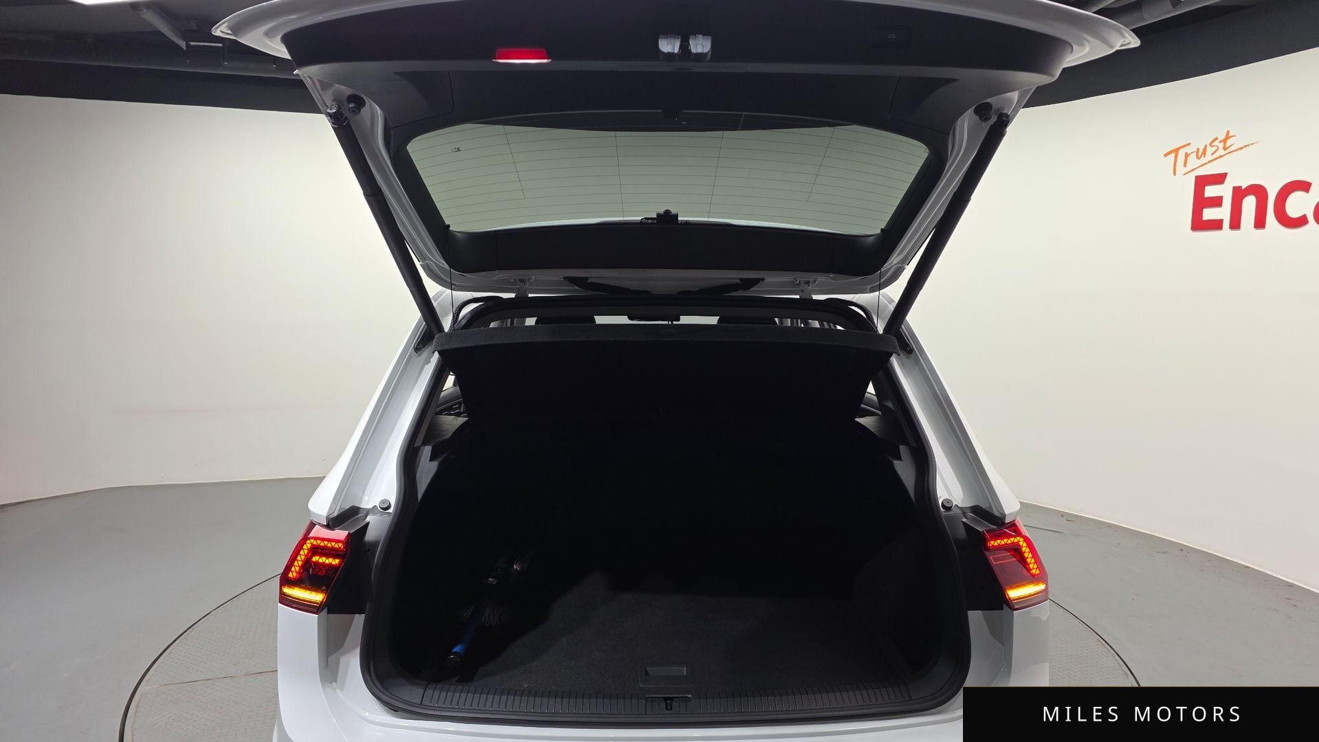 Volkswagen 티구안 2018 — миниатюра 26