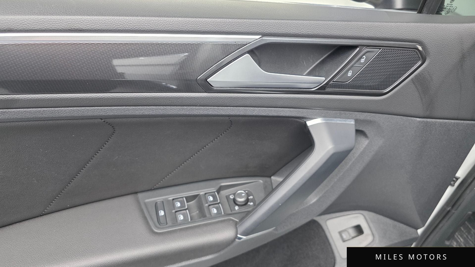 Volkswagen 티구안 2018 — миниатюра 27