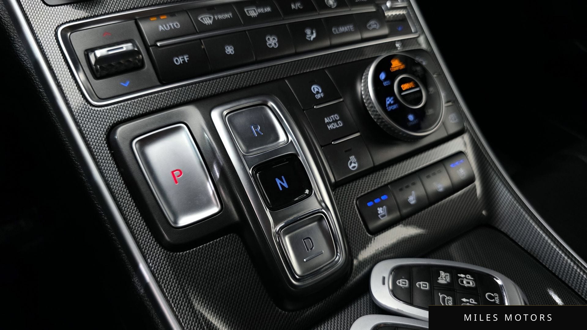 Hyundai Santafe 2021 — миниатюра 12