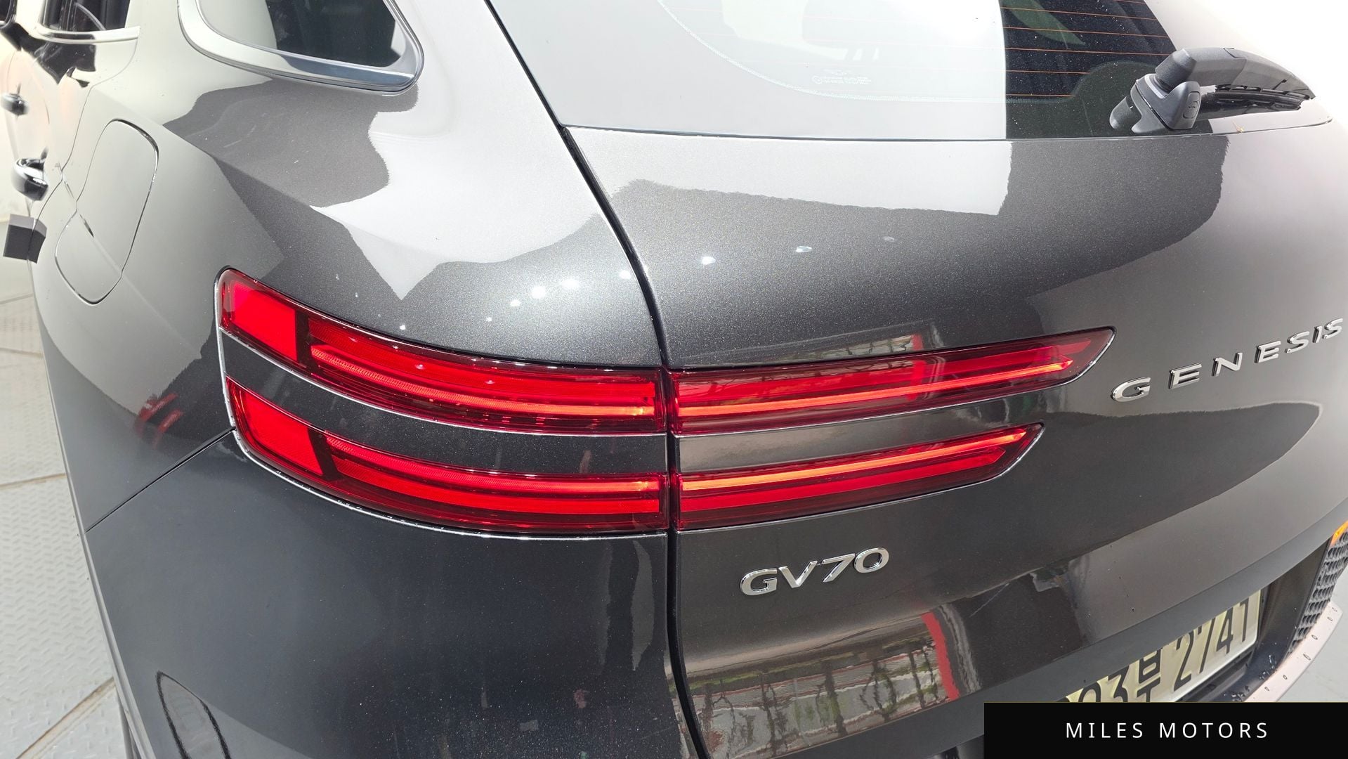 Genesis GV70 2023 — миниатюра 9