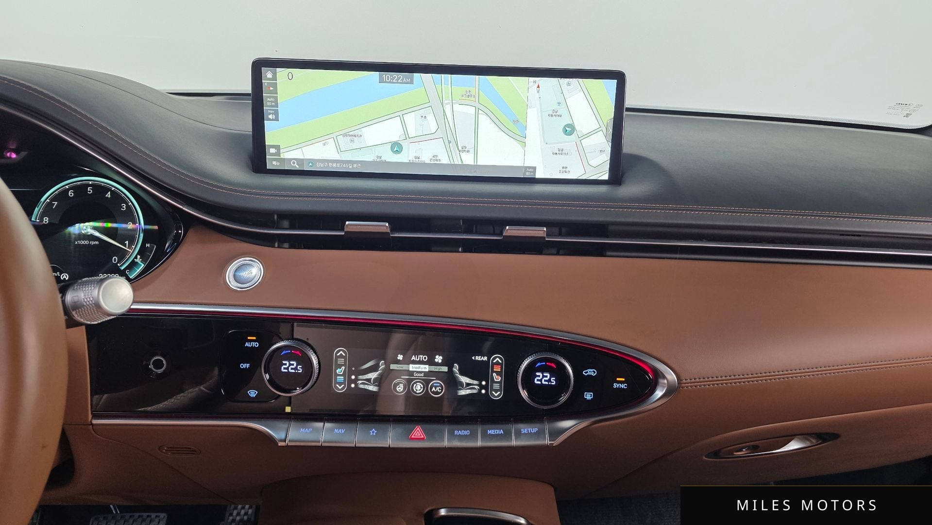 Genesis GV70 2023 — миниатюра 16